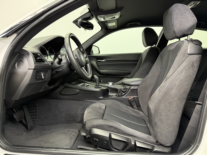 BMW 140 |No-OPF|Navi-Prof|LED|Keyless|BMW-History| — photo 7