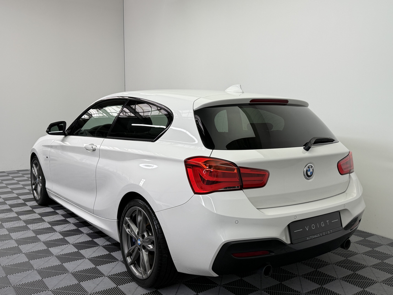 BMW 140 |No-OPF|Navi-Prof|LED|Keyless|BMW-History| — photo 3
