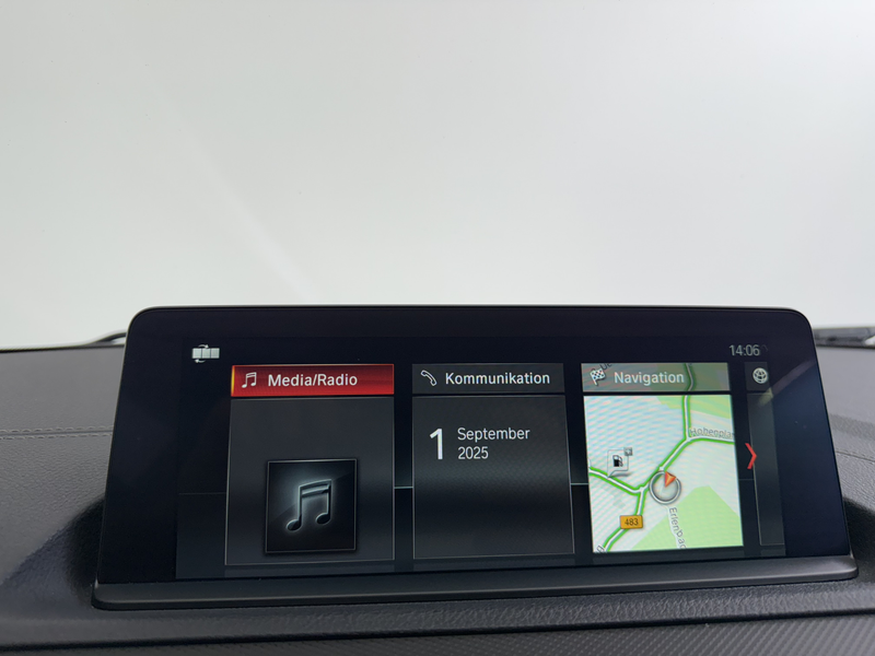 BMW 140 |No-OPF|Navi-Prof|LED|Keyless|BMW-History| — photo 15