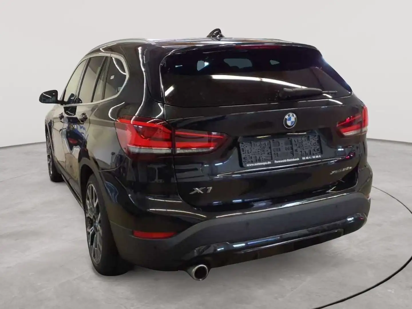 BMW X1 X1 xDrive25e Sport Line Navi HuD LED Pano Schwarz - 2