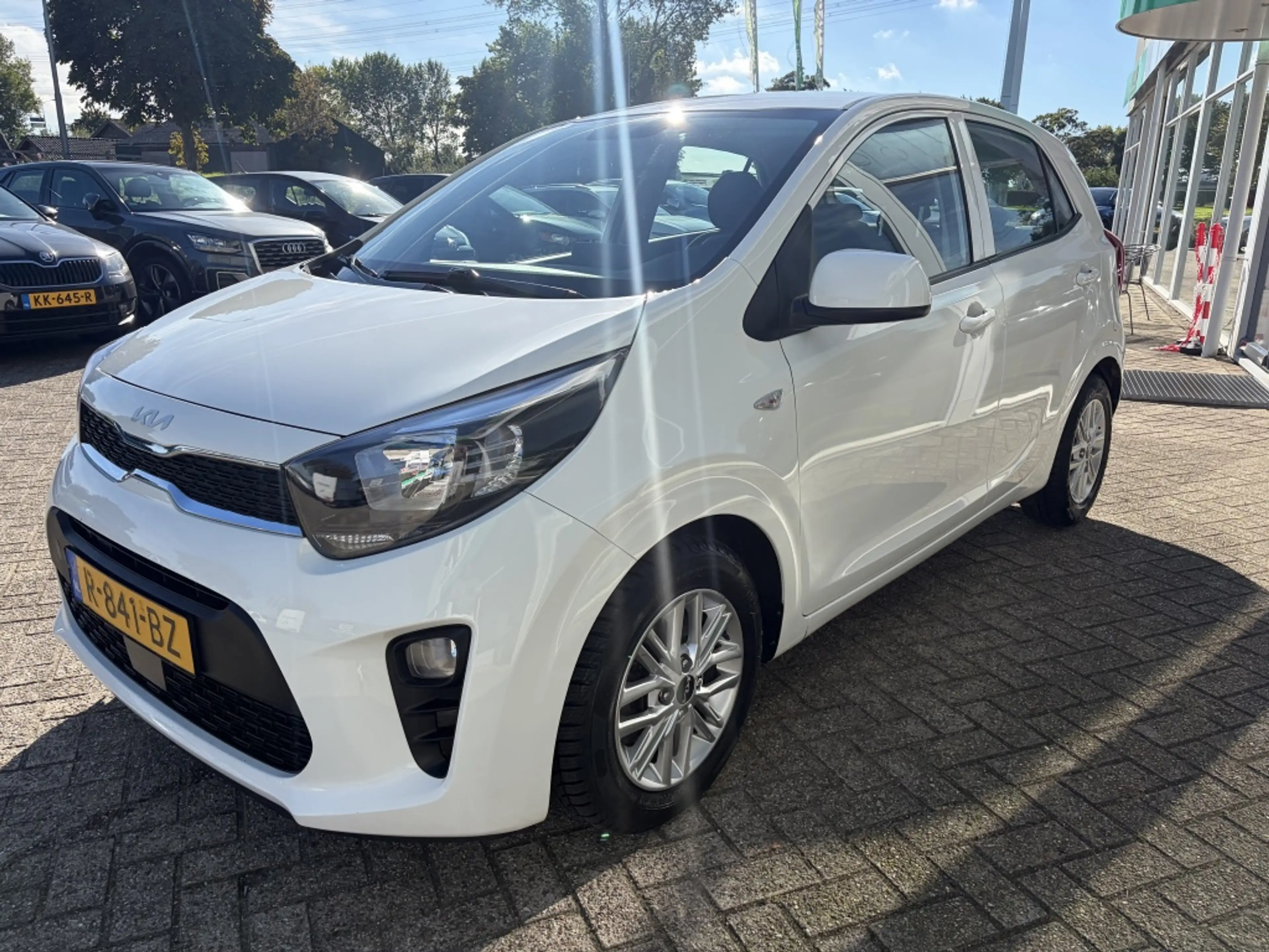 Kia Picanto 1.0 DPi Dynamicl. 5p, Carplay, Camera, Lm velg, Na — photo 2