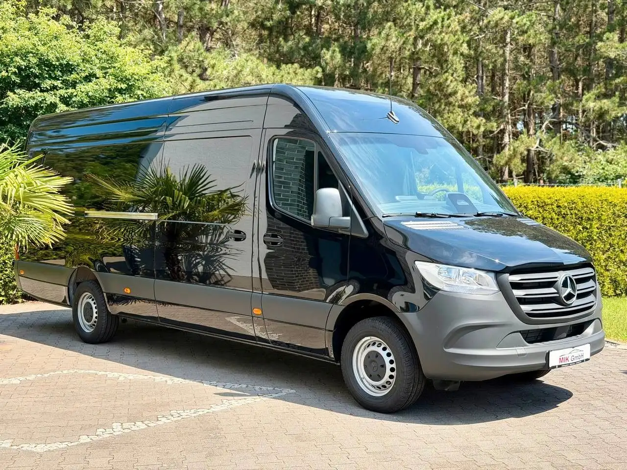 Mercedes-Benz Model not specified 2026