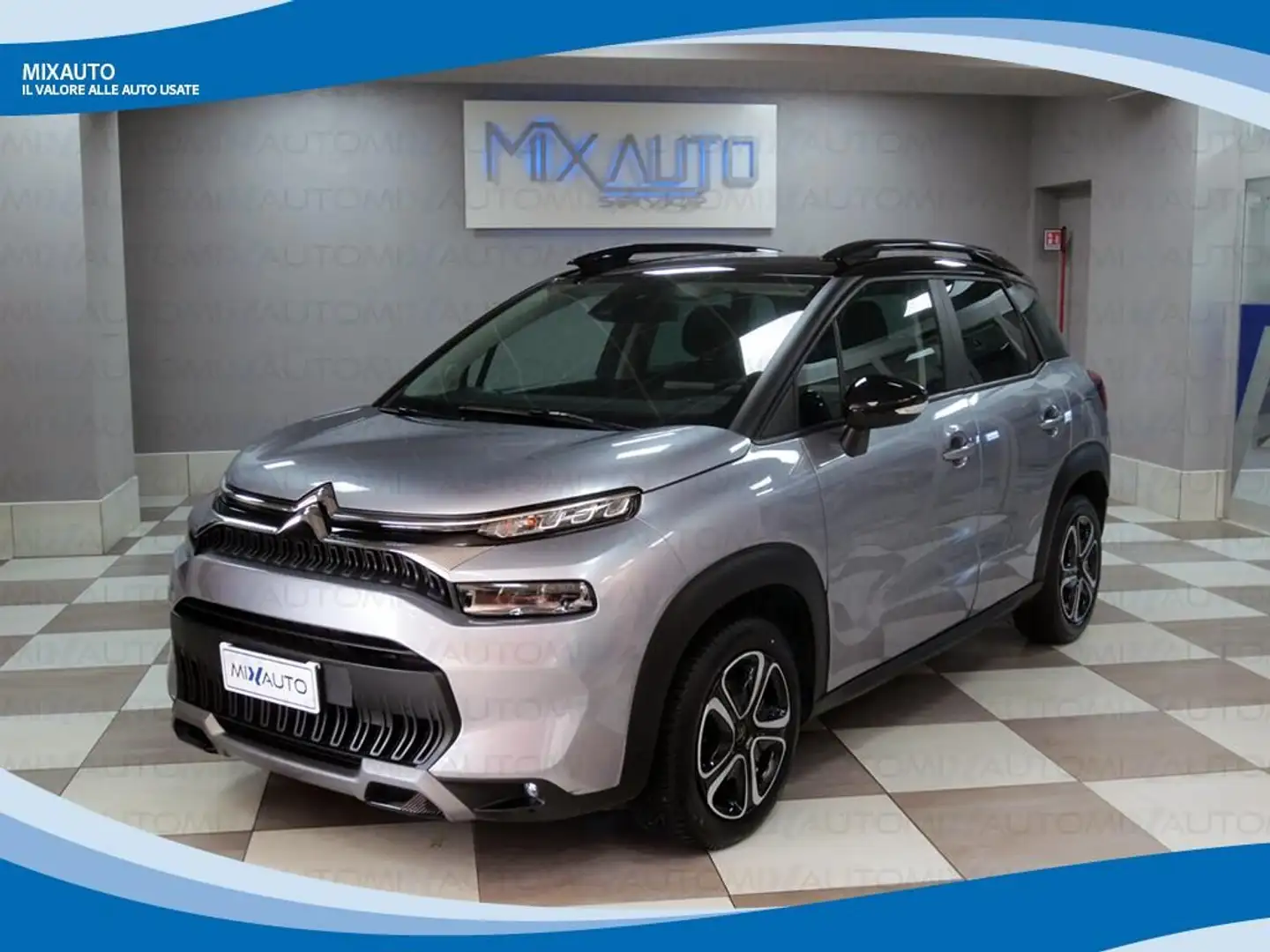 Citroen C3 Aircross 1.2 PureTech 110cv Feel EU6 Stříbrná - 1