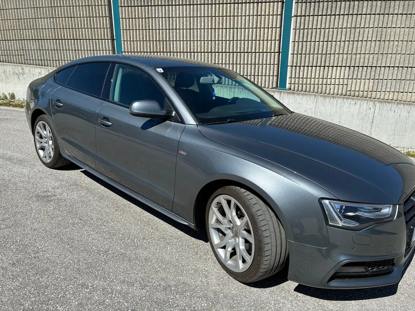 Audi A5 S-Line, Sportback Grau - 1