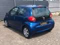 Toyota Aygo (X) 1,0 ckIN2U Automatik 5-türig Blau - thumbnail 5