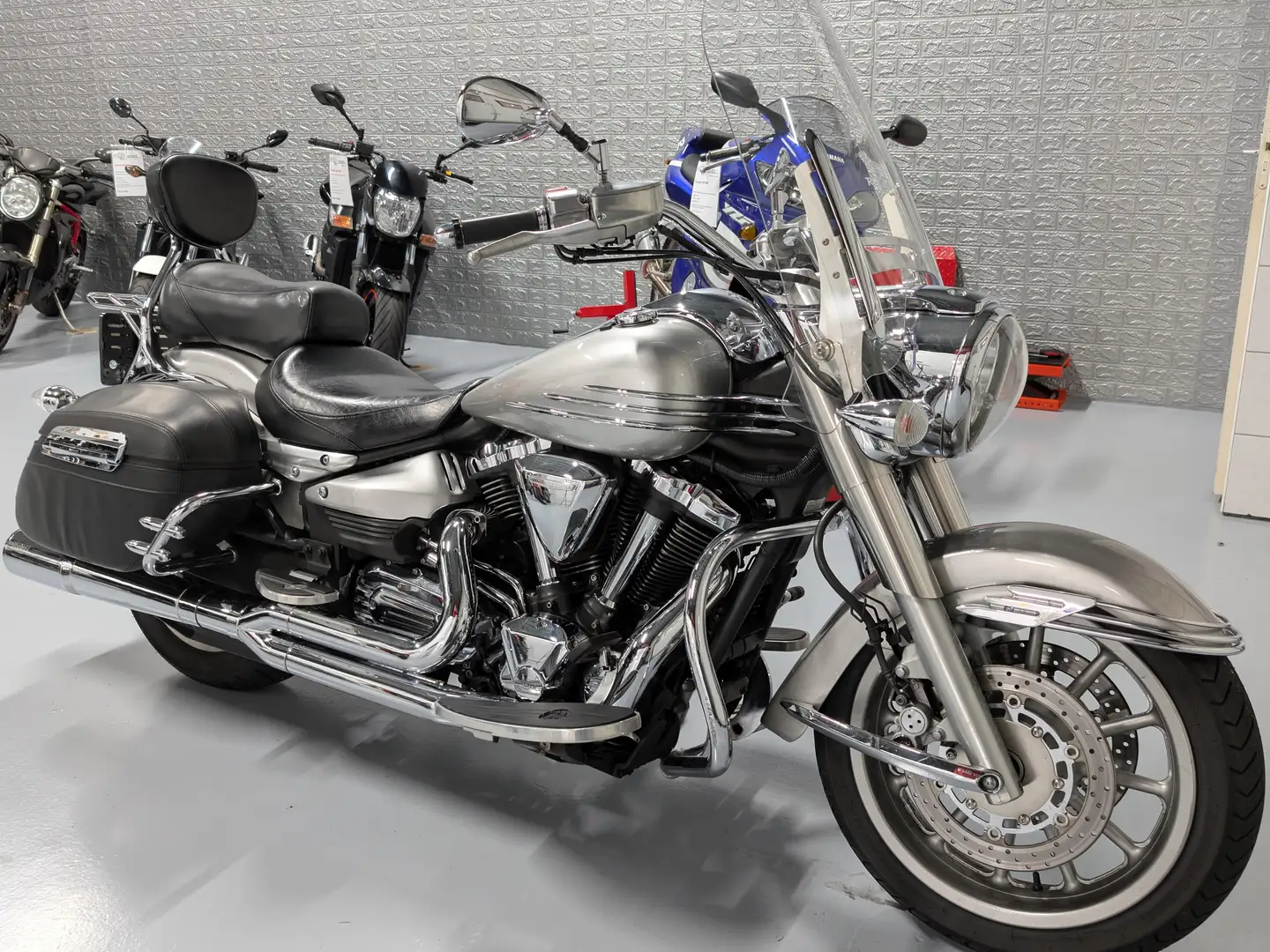 Yamaha XV 1900 Midnight Star | Vance & Hynes | Cruiser | Topstaat Silver - 1