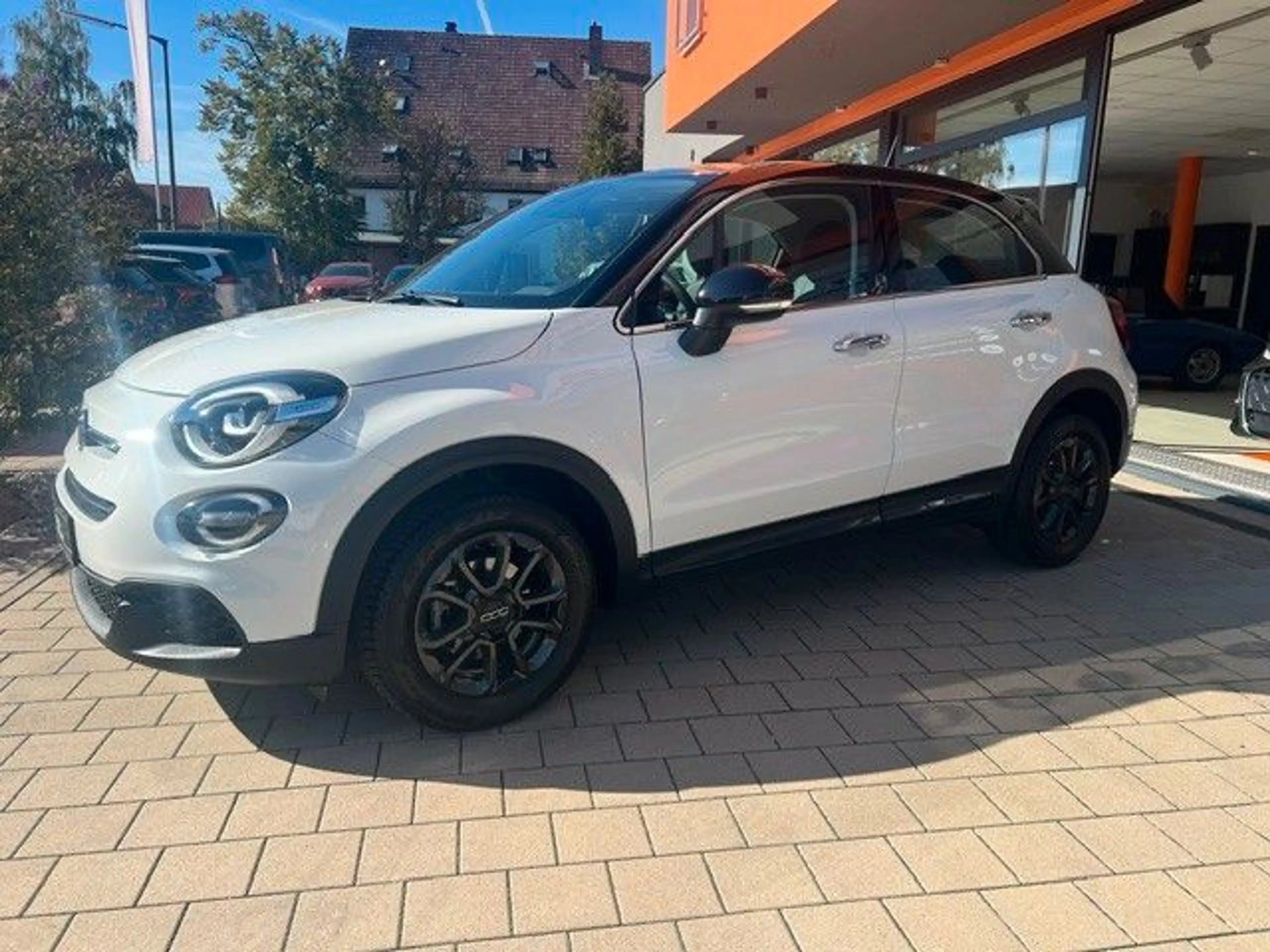 Fiat 500X 1,0 Turbo 120th*Carplay*Navi*LED*Allwetter* — photo 10