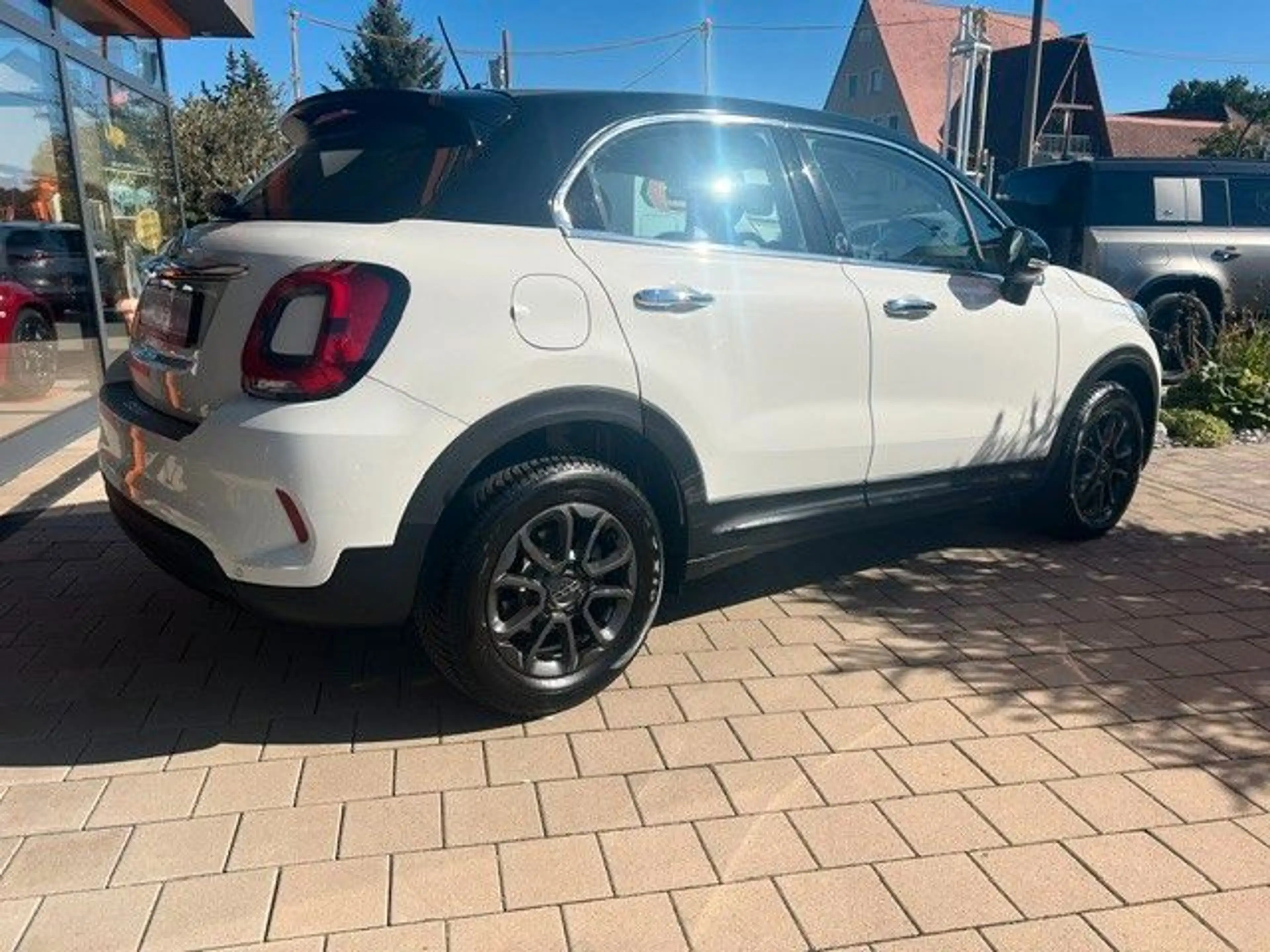 Fiat 500X 1,0 Turbo 120th*Carplay*Navi*LED*Allwetter* — photo 4