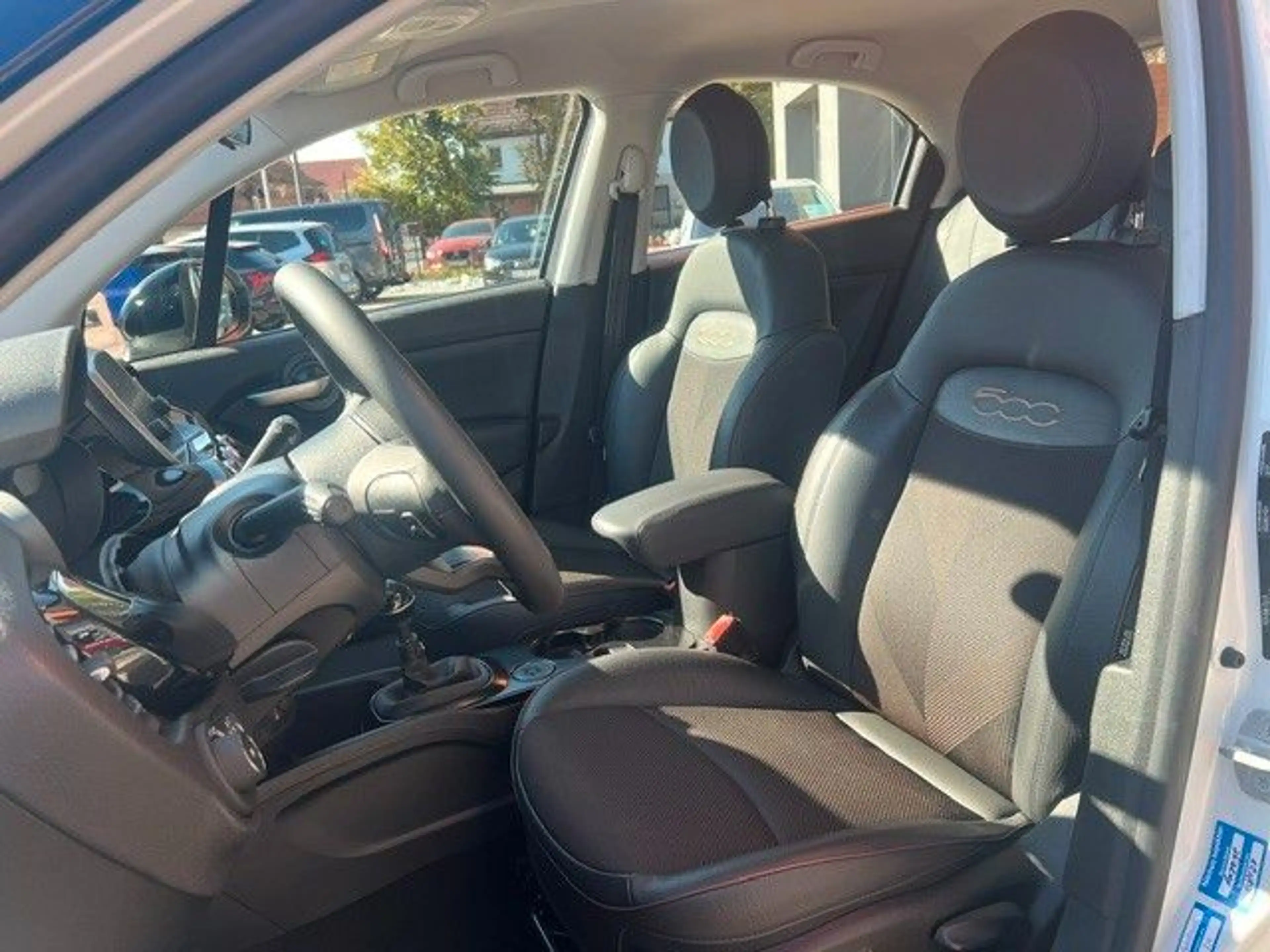 Fiat 500X 1,0 Turbo 120th*Carplay*Navi*LED*Allwetter* — photo 14