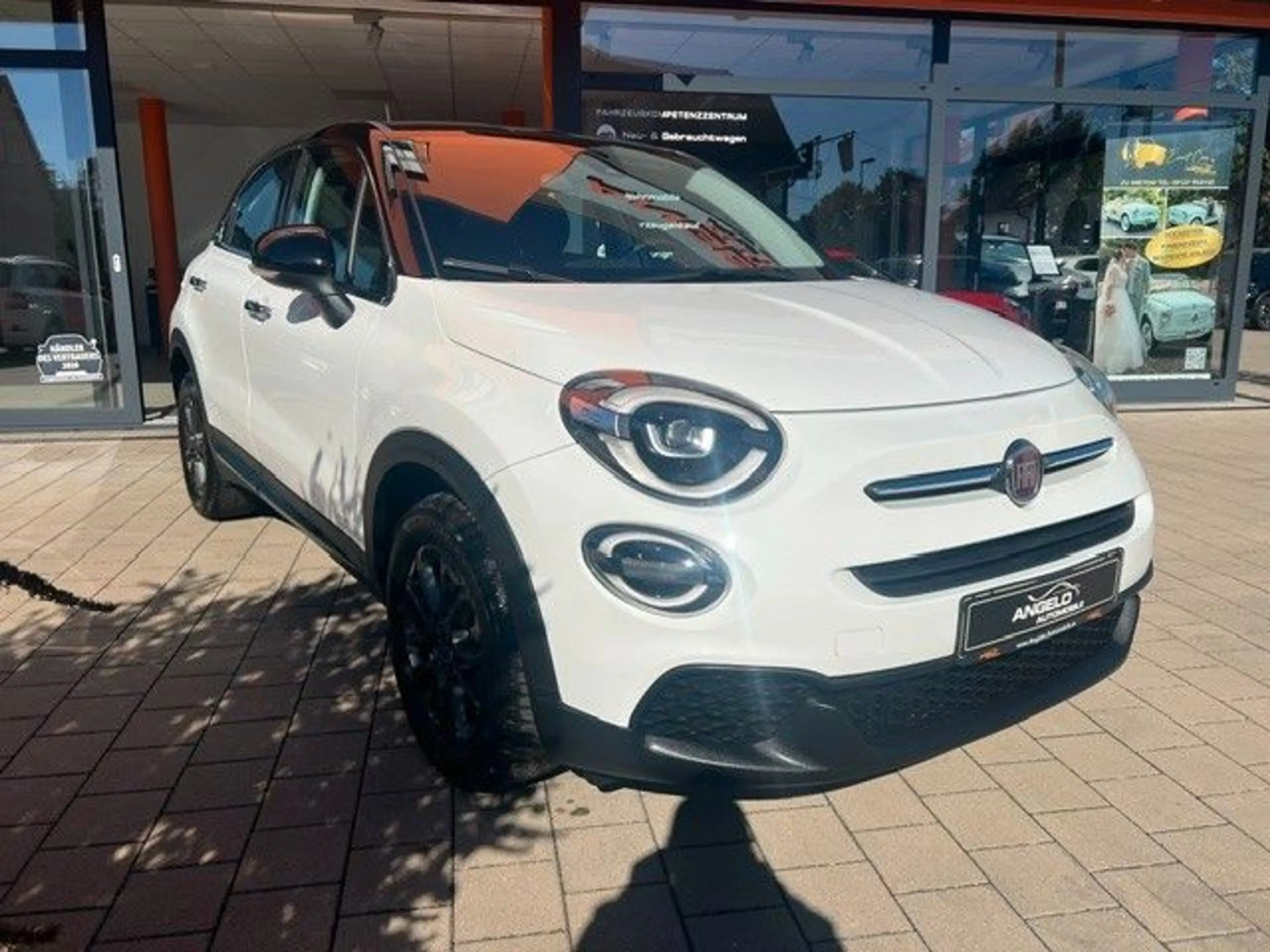 Fiat 500X 1,0 Turbo 120th*Carplay*Navi*LED*Allwetter* — photo 2