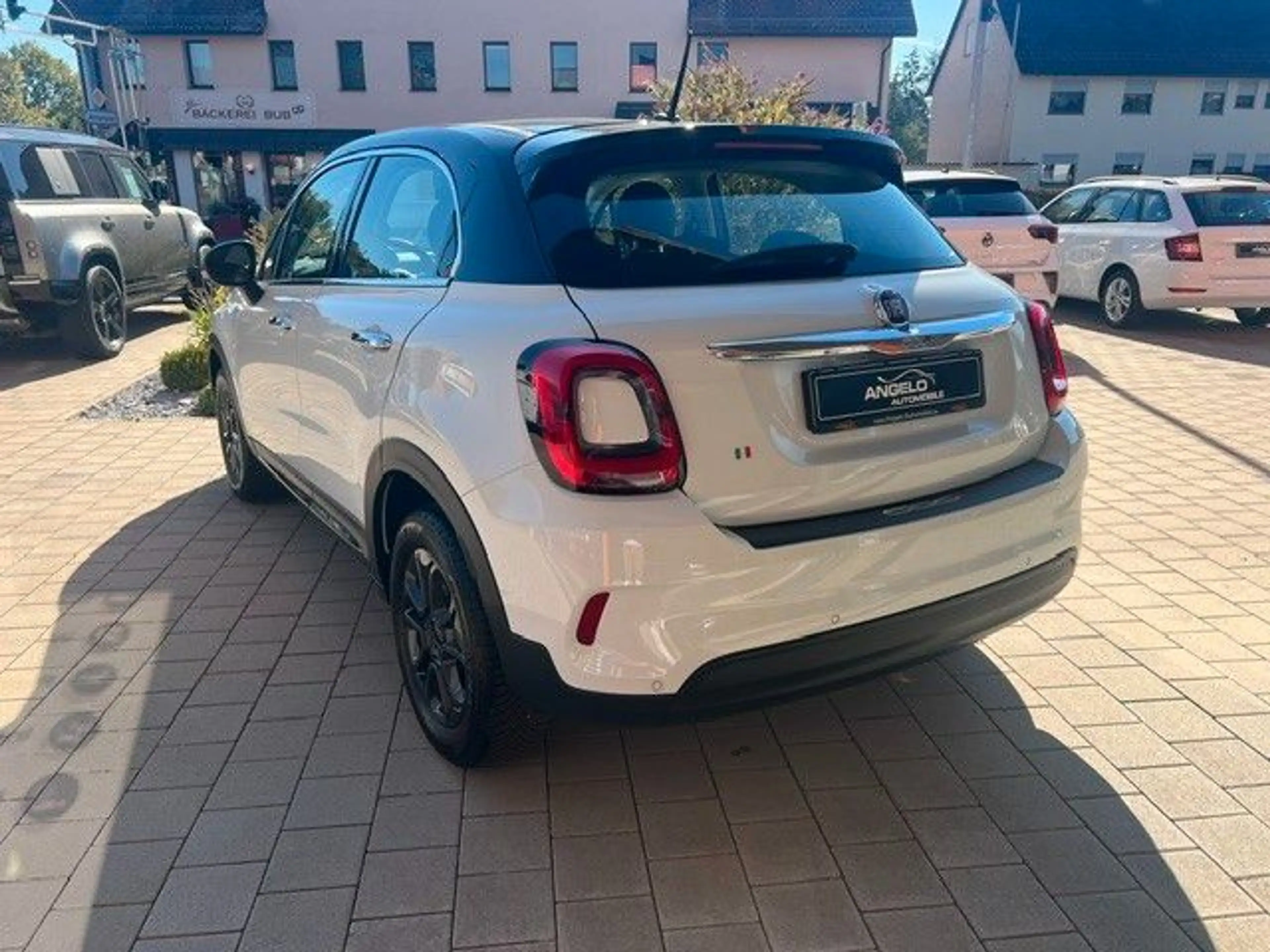 Fiat 500X 1,0 Turbo 120th*Carplay*Navi*LED*Allwetter* — photo 3
