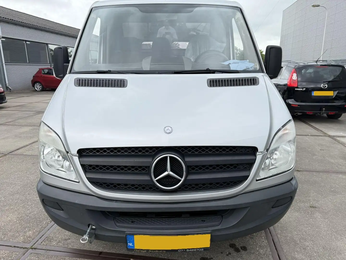 Mercedes-Benz Sprinter 211 CDI 366 Automaat Airco Grigio - 2