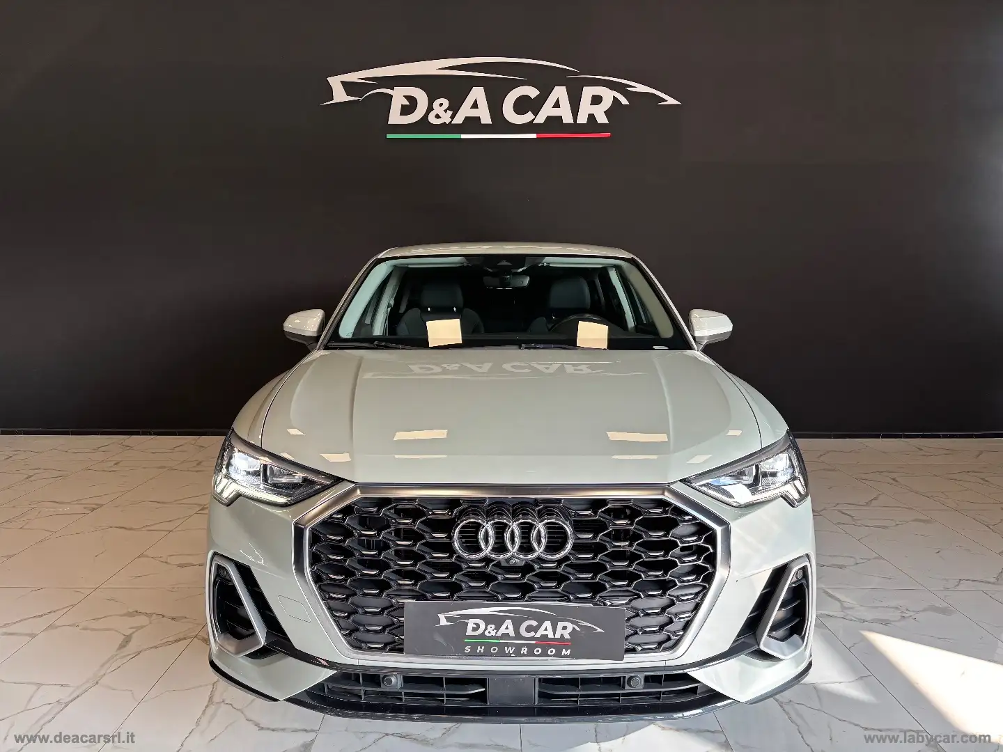 Audi Q3 SPB 35 TDI S tronic S line edition Silber - 2