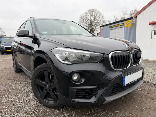 BMW X1 sDrive 18 i Advantage  Navi  AHK