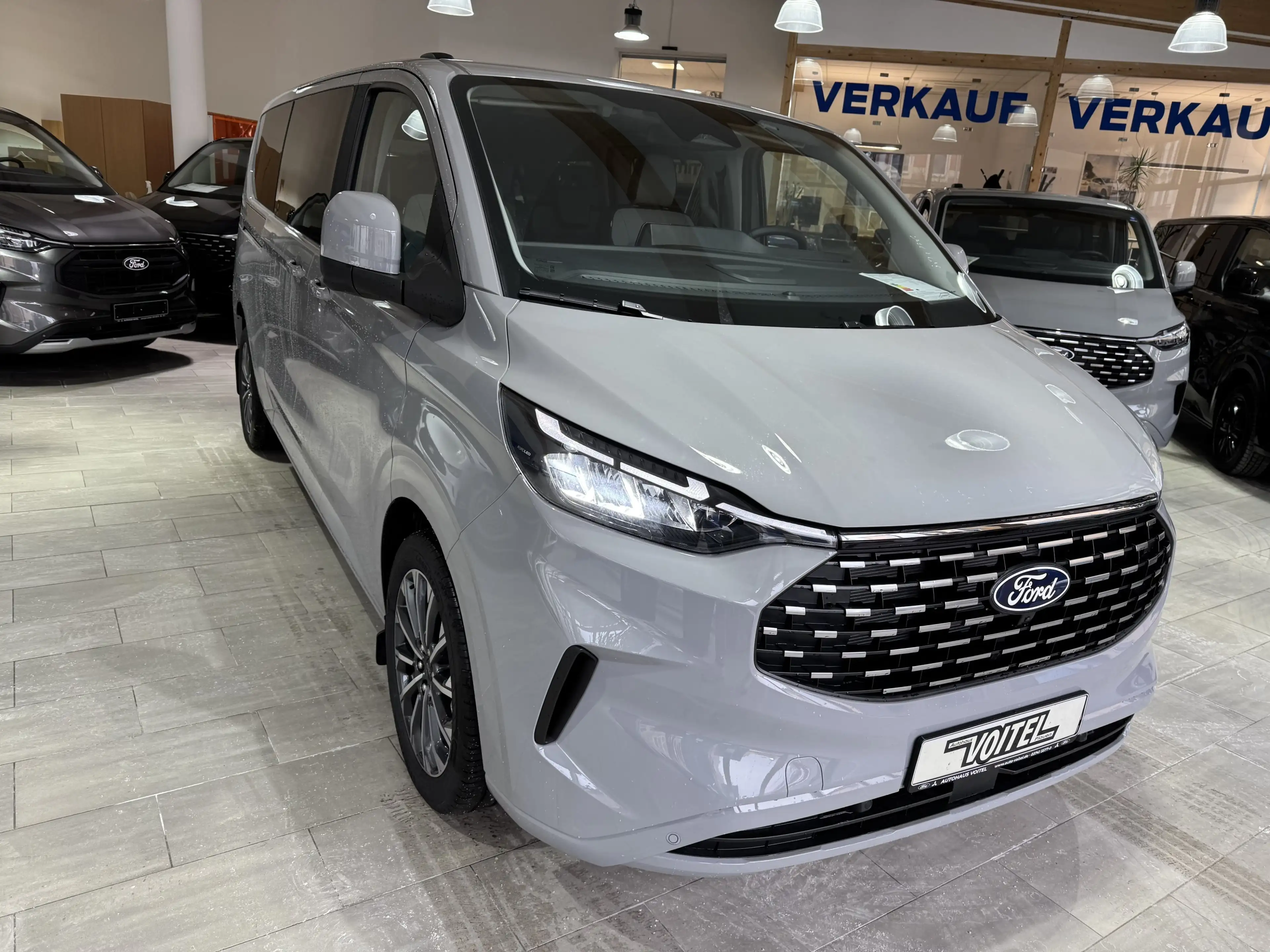 Ford Tourneo Custom 2.0 L2 Titanium X AWD Vollausstattung* — photo 3