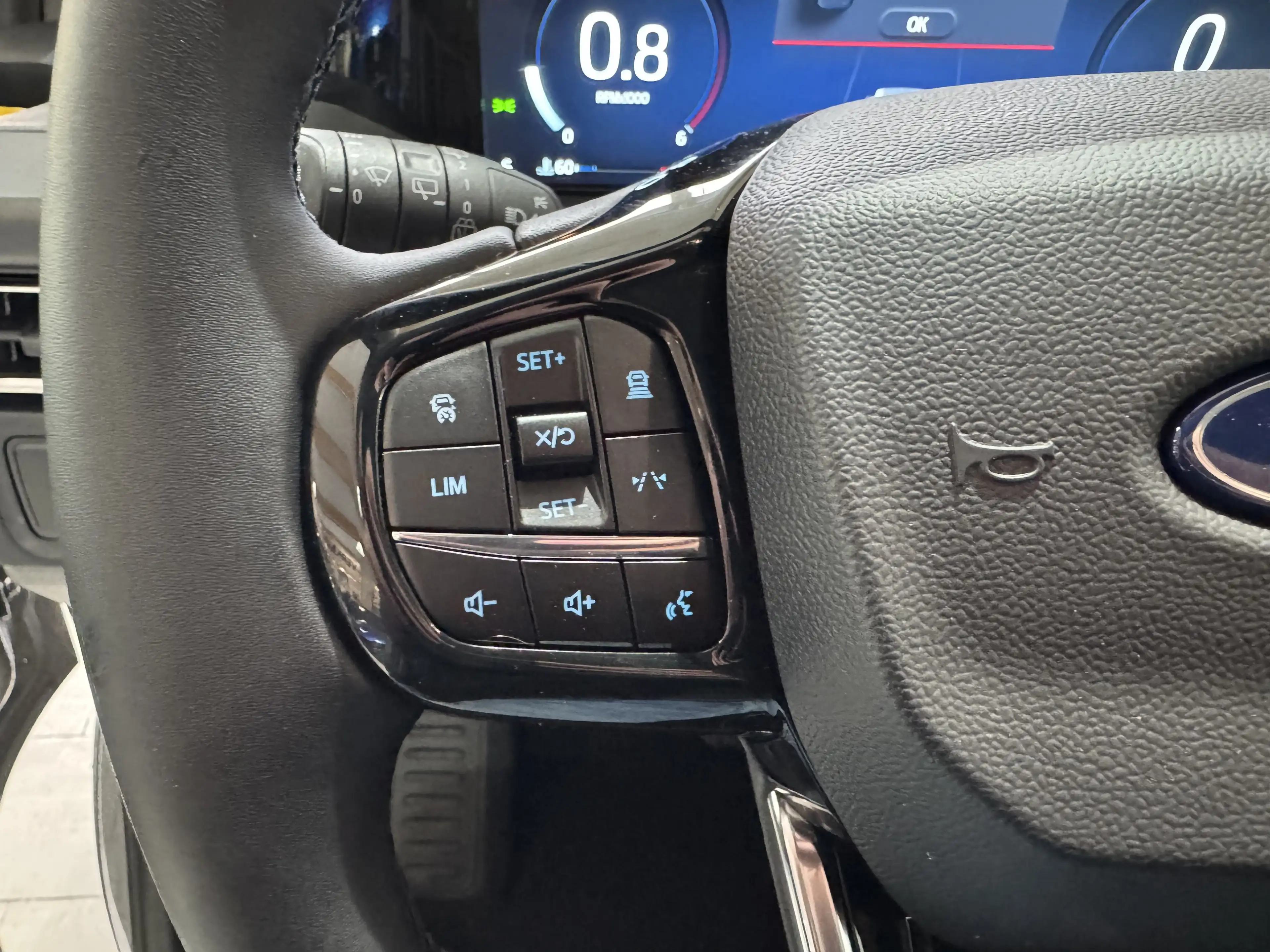Ford Tourneo Custom 2.0 L2 Titanium X AWD Vollausstattung* — photo 14