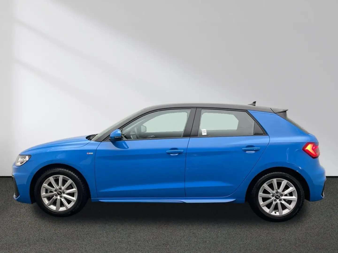 Audi A1 Sportback 30 TFSI S line Navi Sitzheizung PDC Blau - 2