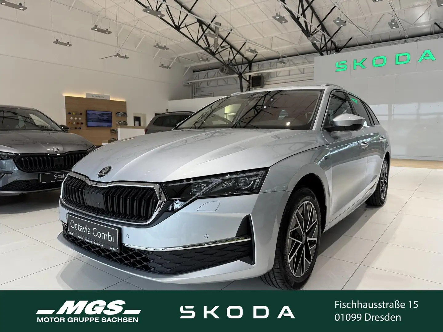 Skoda Octavia Combi 1,5 TSI Tour #AHK #Navi Zilver - 1