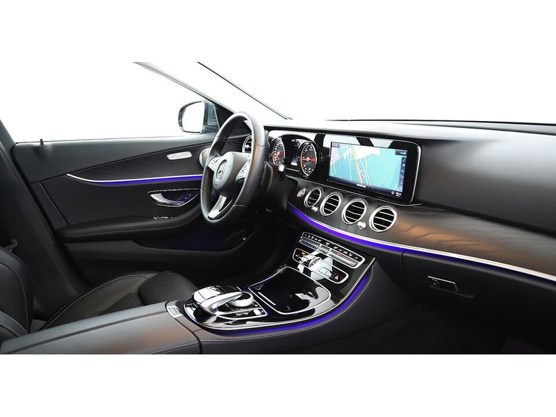 Mercedes-Benz E 220 d 4Matic Avantgarde Aut LED 360-CAM SKY NAV — photo 13