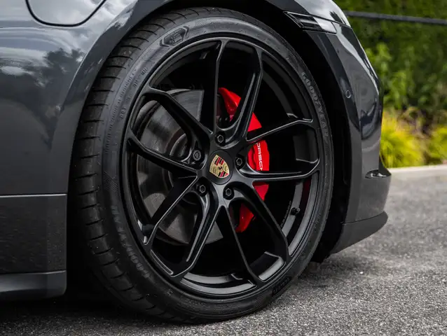 Porsche Taycan view 20