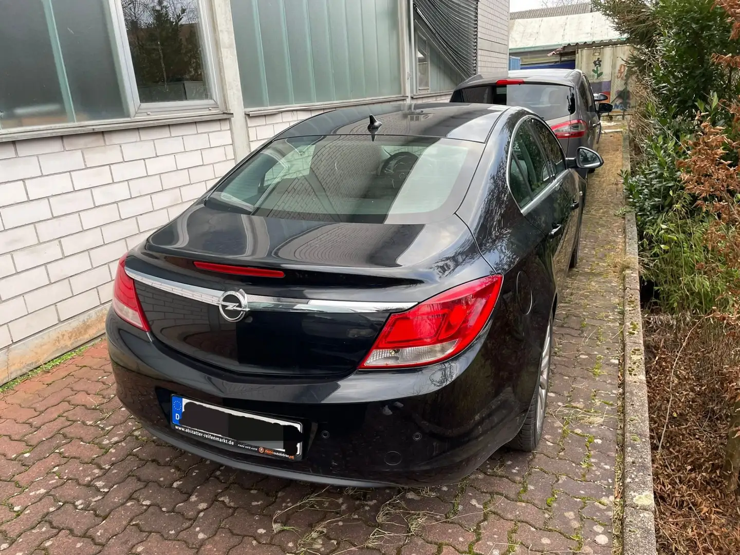 Opel Insignia Edition Schwarz - 2