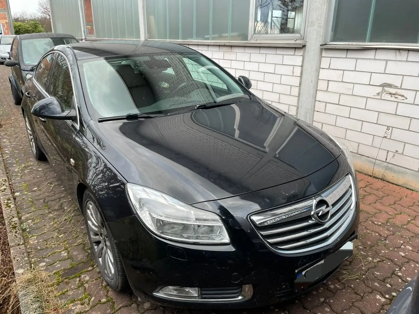 Opel Insignia Edition Schwarz - 1