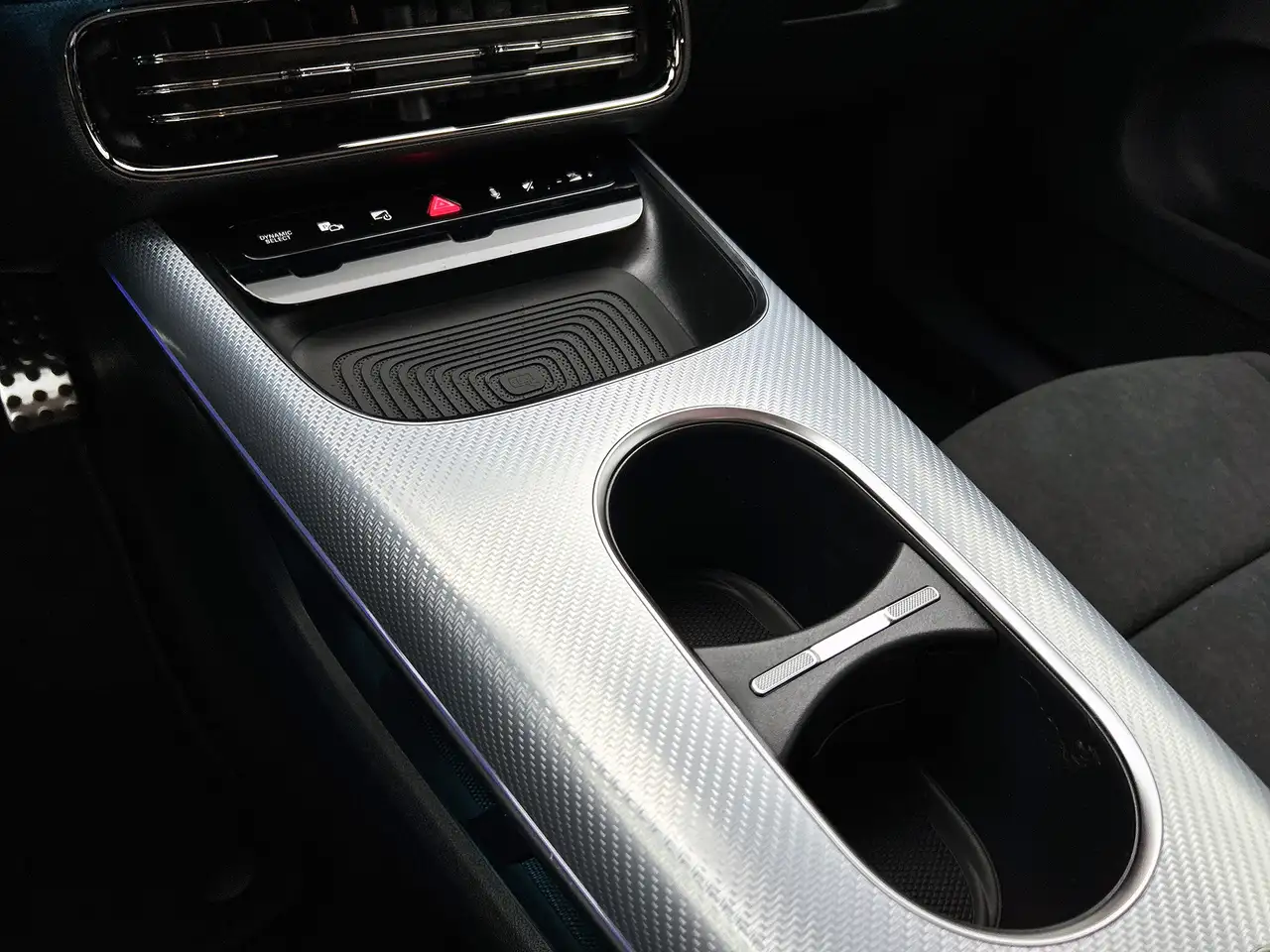 Mercedes-Benz CLA 2026 — фото 11
