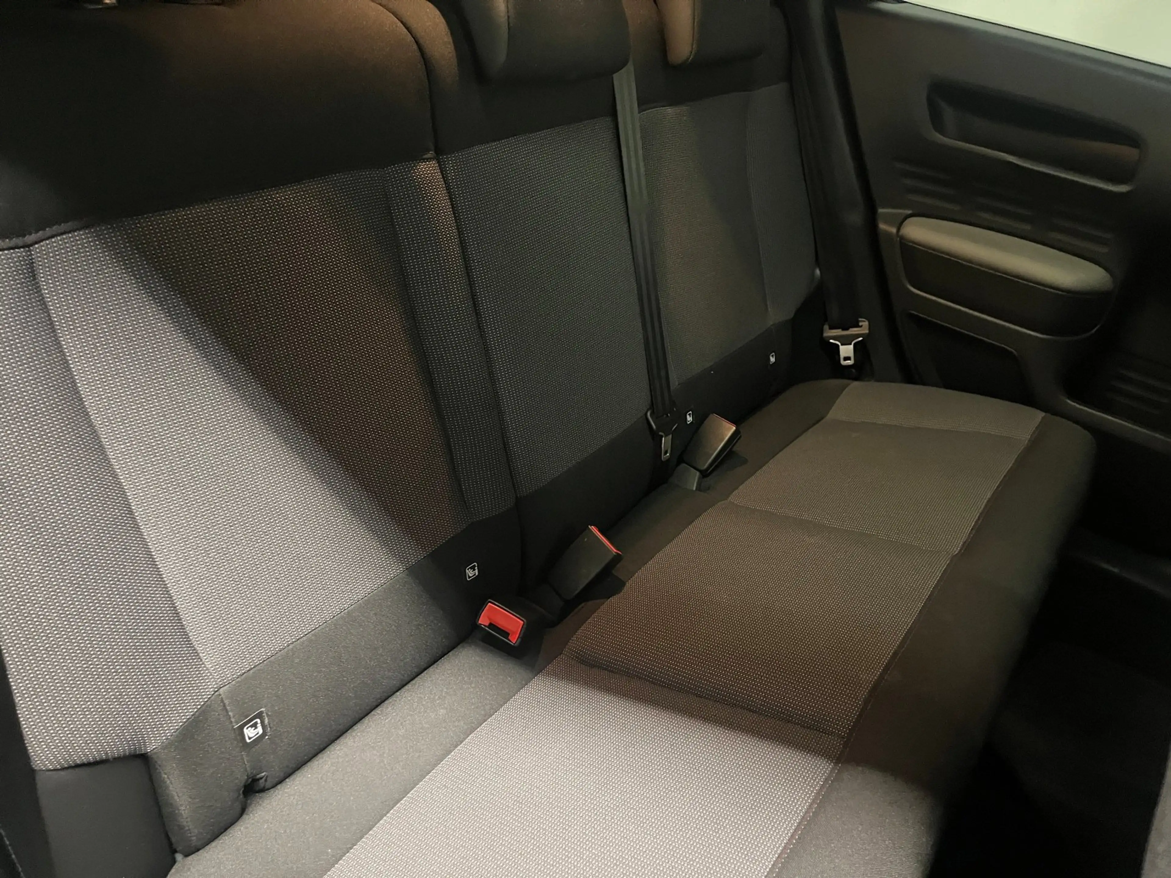 Citroen C4 Cactus 1.2 PureTech Shine - Schade - BPM — photo 9