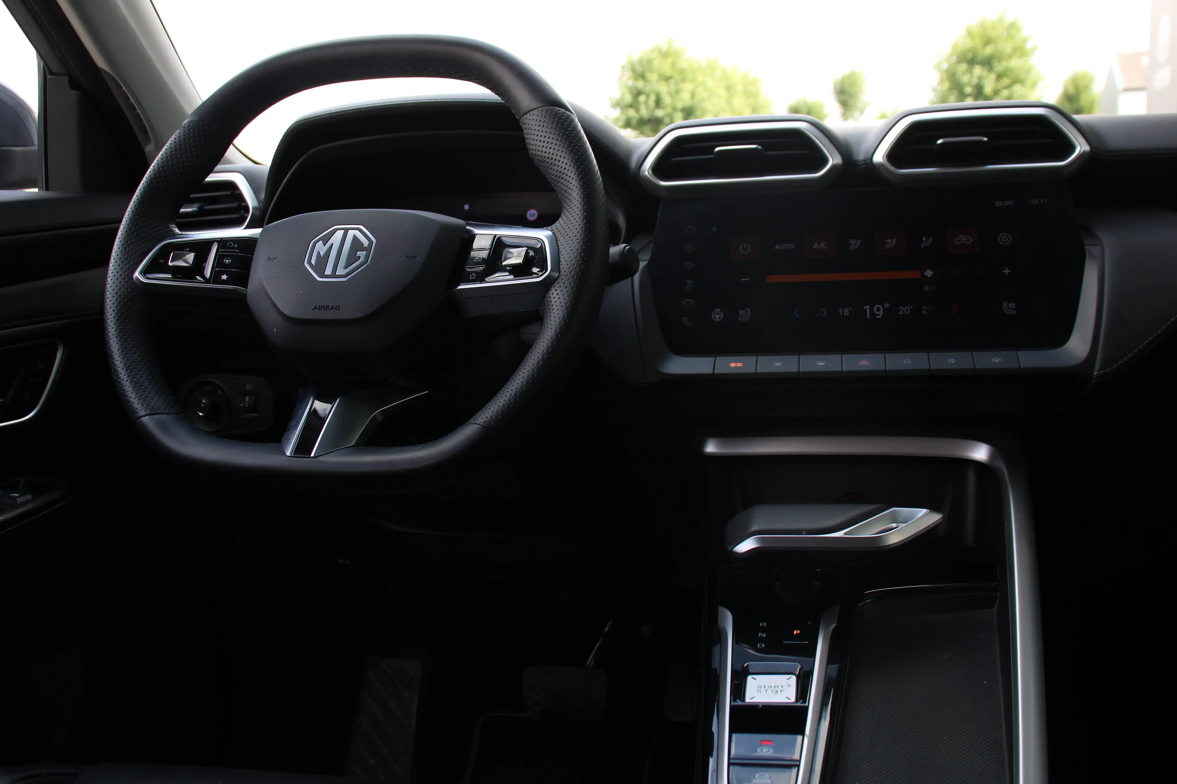 MG ZS MG Hybrid+ LUXURY *FULL OPTION*63M GARANTIE* — photo 12