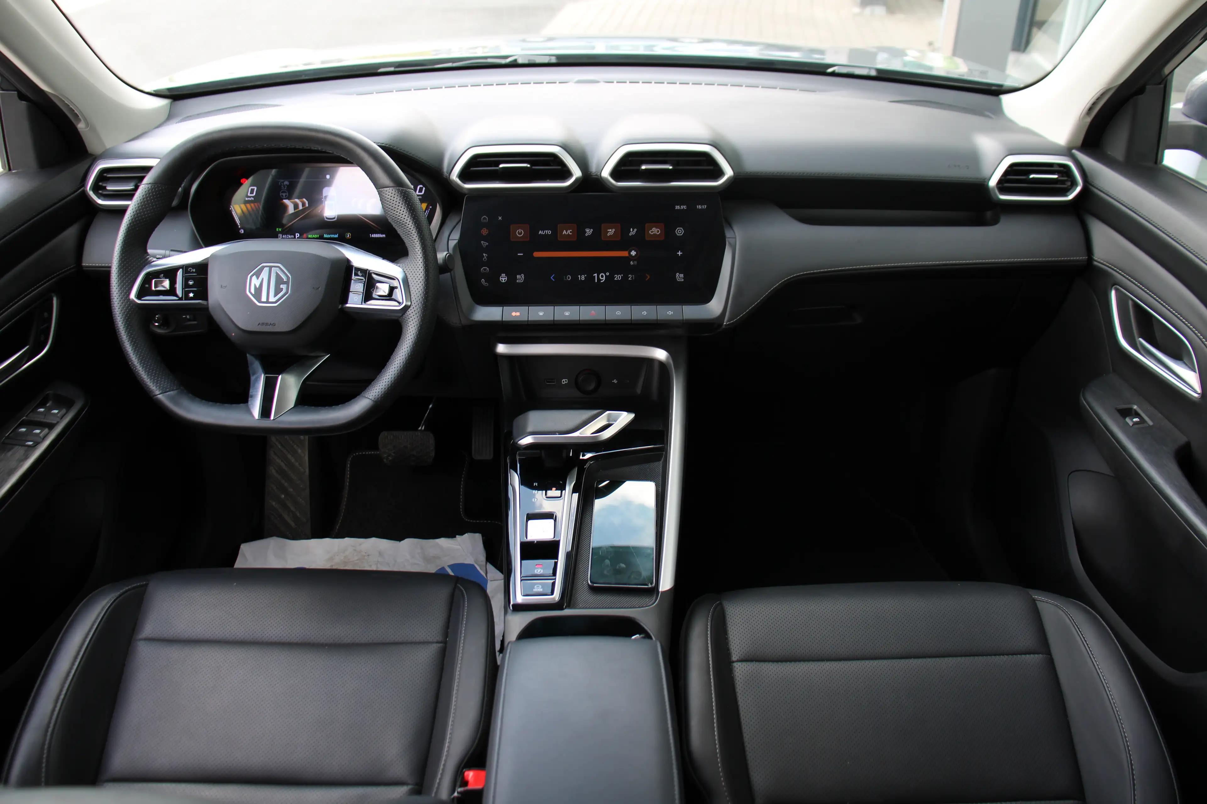 MG ZS MG Hybrid+ LUXURY *FULL OPTION*63M GARANTIE* — photo 11