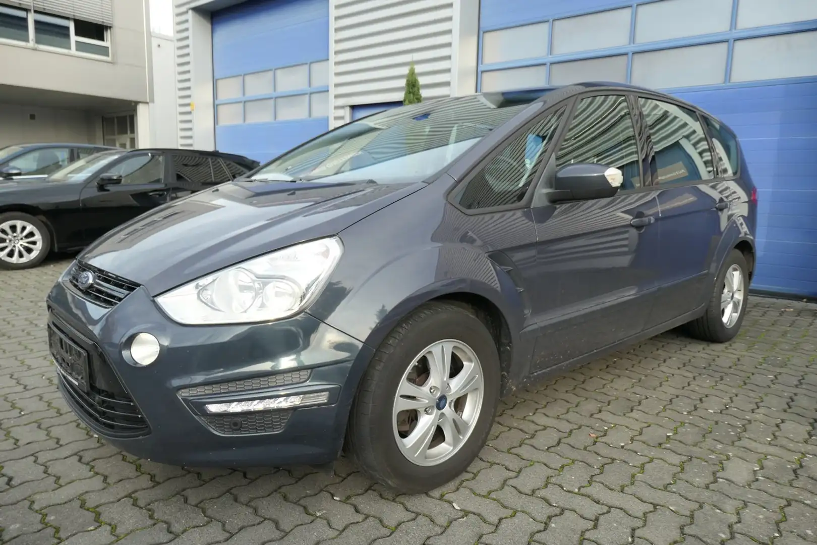 Ford S-Max S-Max Diesel 2.0 TDCi DPF 103 KW Top Zustand! Grau - 1