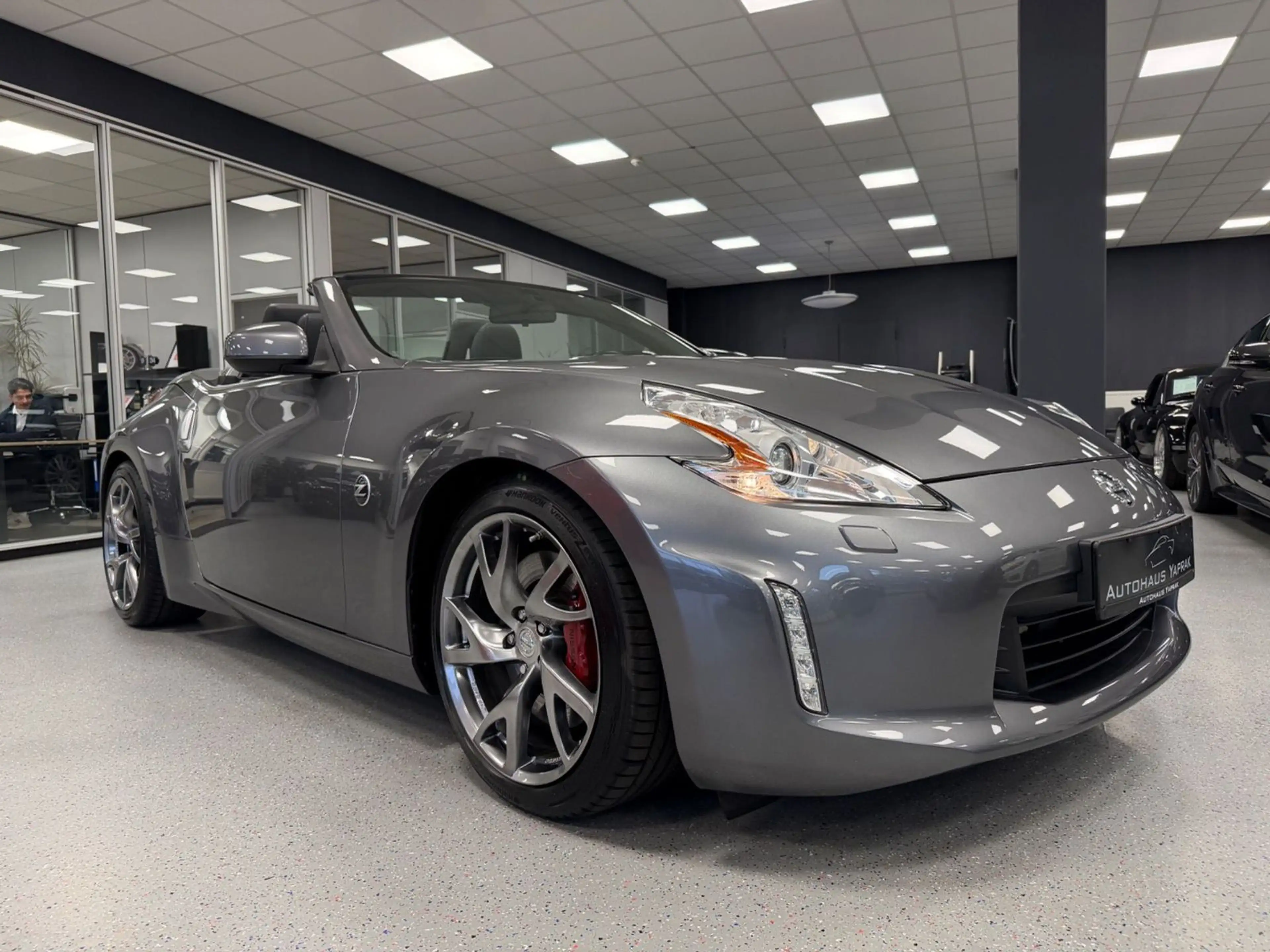 Nissan 370Z Roadster Pack|Aut.|16983km|Invidia|Garantie — photo 8