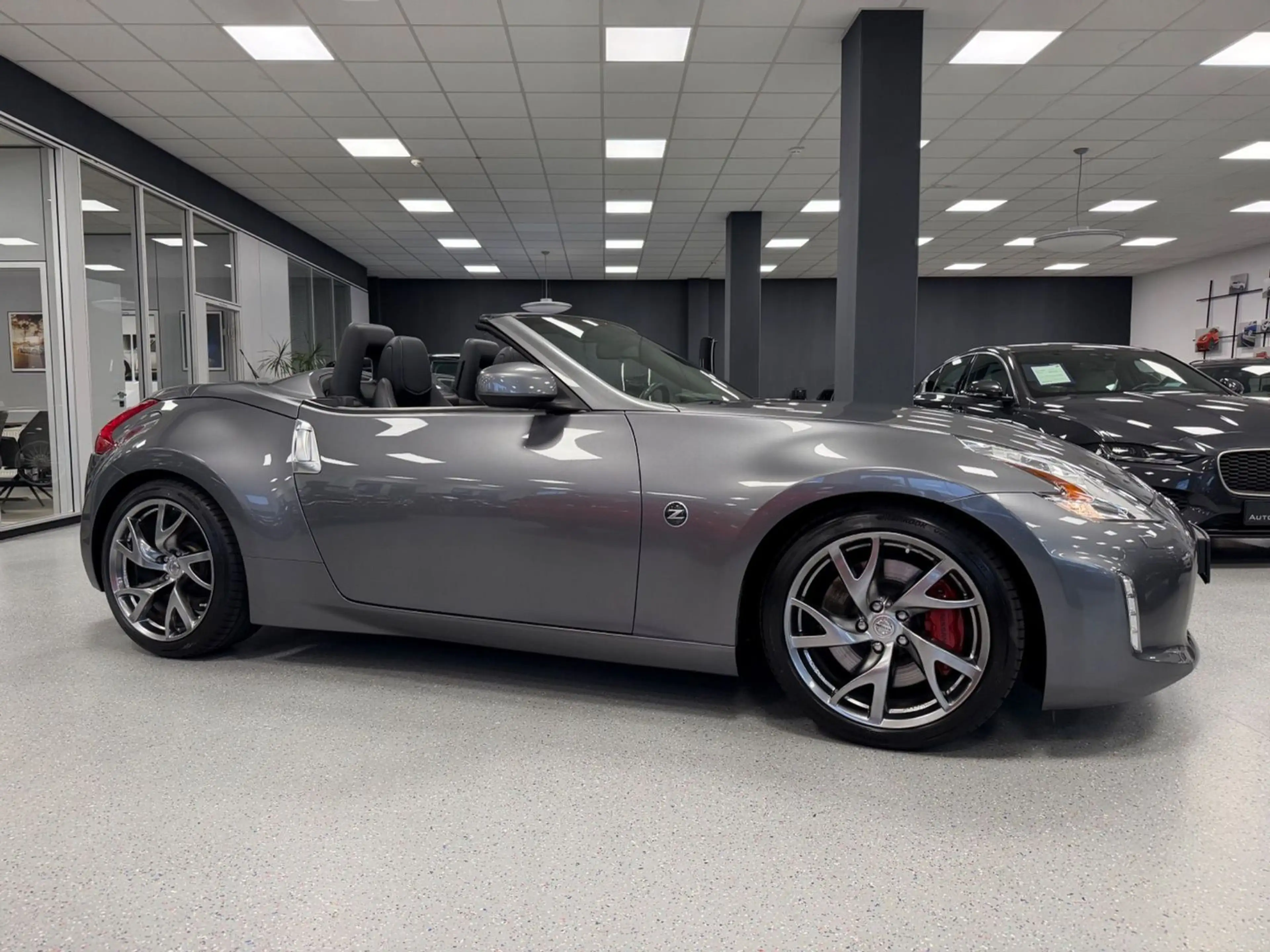 Nissan 370Z Roadster Pack|Aut.|16983km|Invidia|Garantie — photo 9
