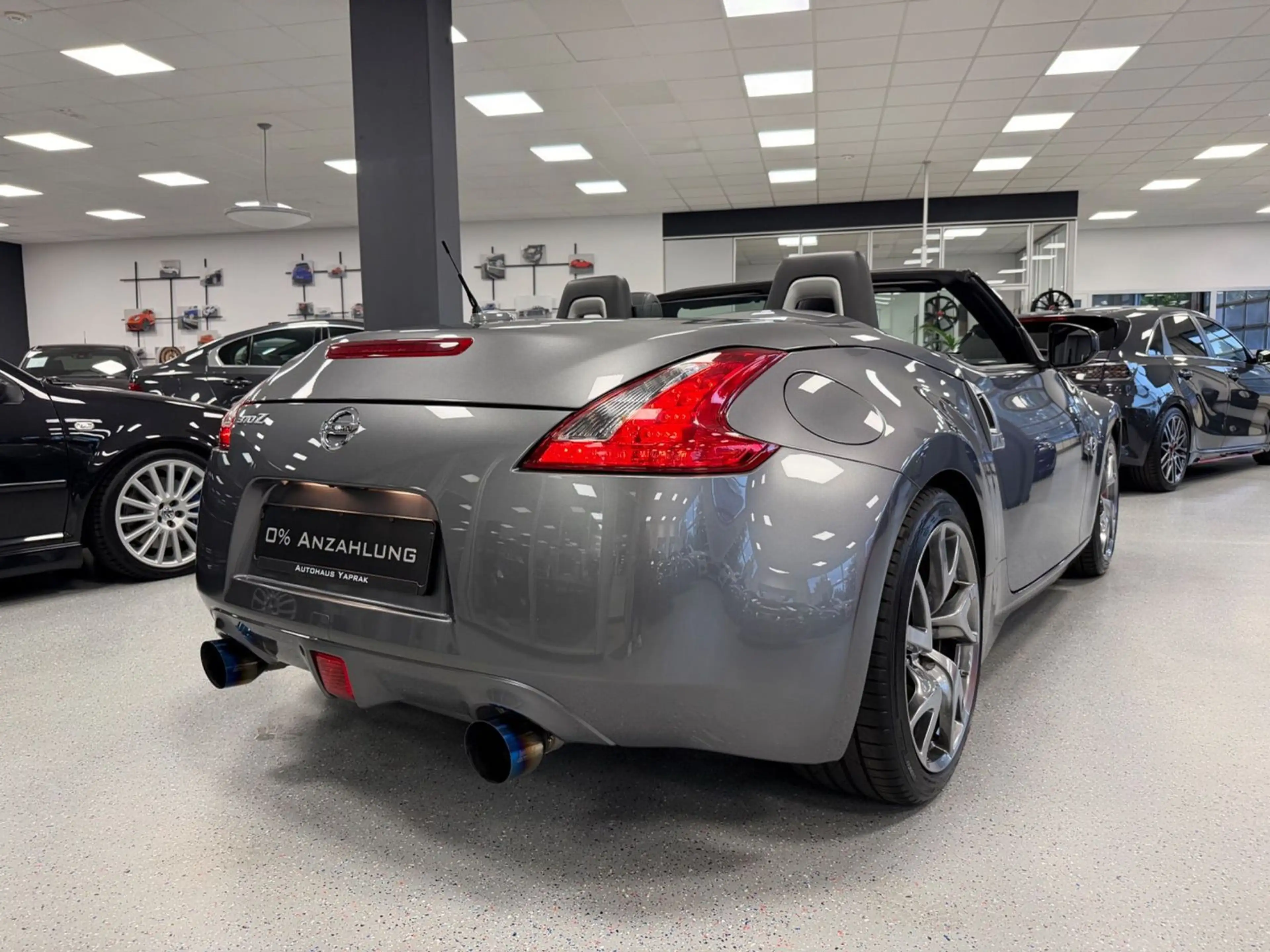 Nissan 370Z Roadster Pack|Aut.|16983km|Invidia|Garantie — photo 13