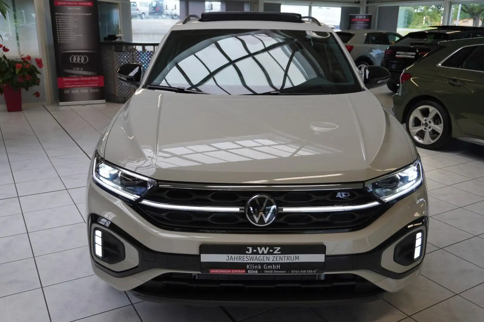 Volkswagen T-Roc R-Line 1.5 TSI DSG*AHK*MATRIX*PANO*BLACK* Grijs - 2