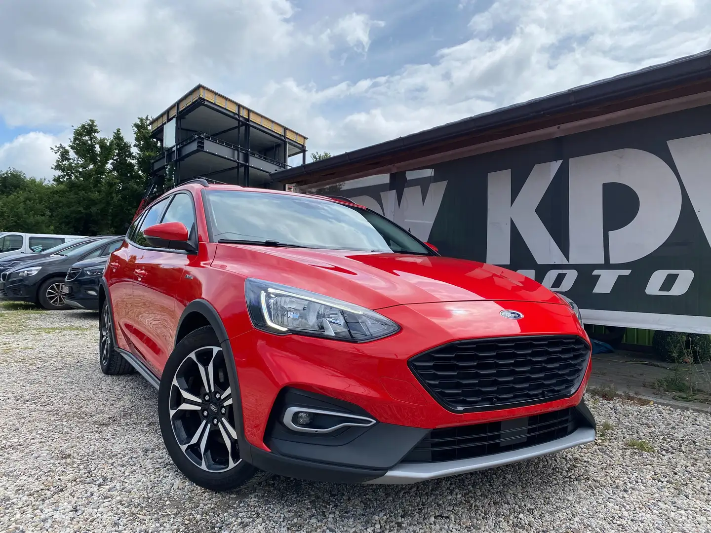 Ford Focus Focus Turnier 1.0 EcoBoost Aut. ACTIVE Rouge - 1