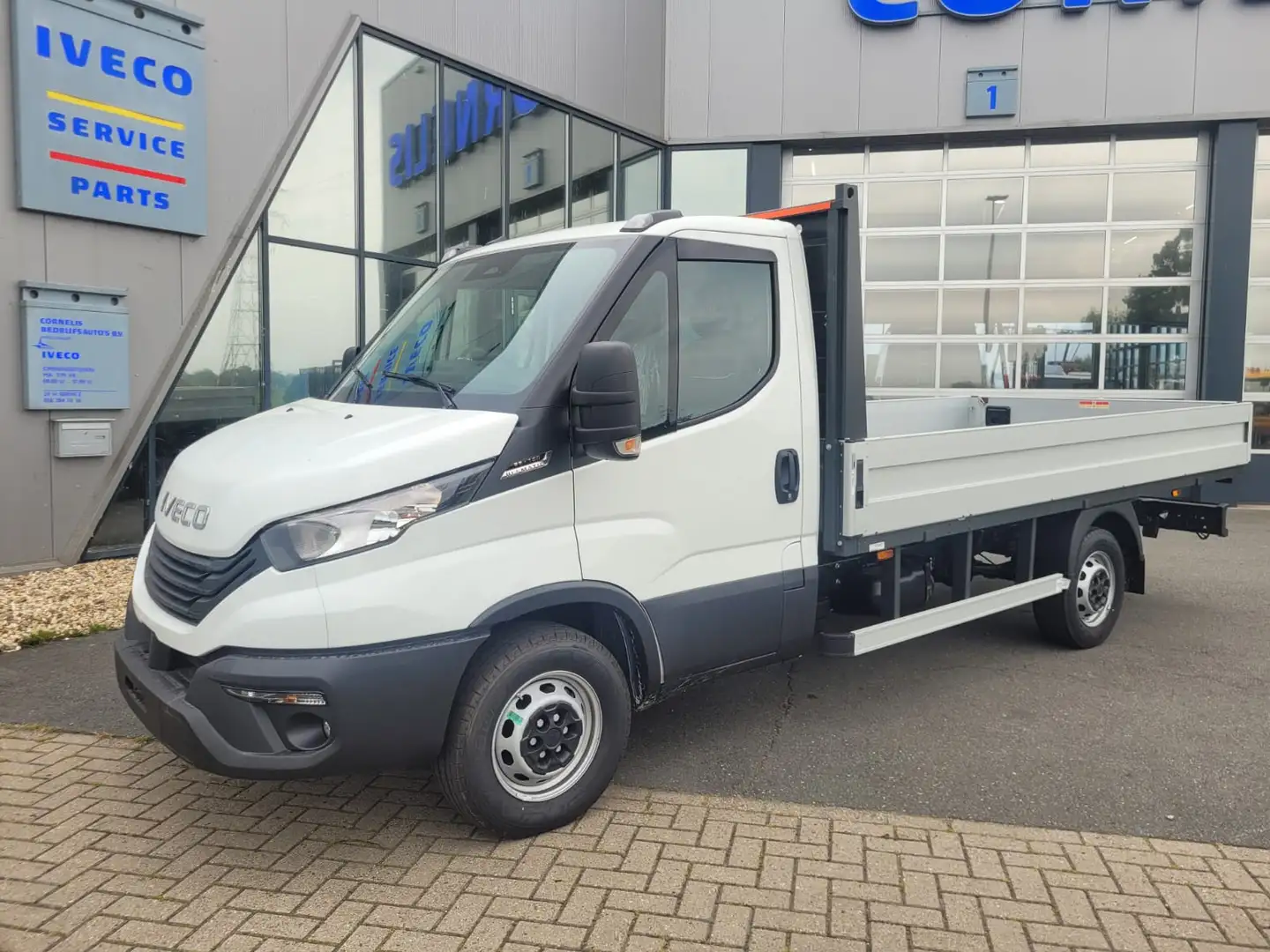 Iveco Daily 35S18HA8 3.0 375 Nieuw model 2024 BPM vrij Open la Wit - 1
