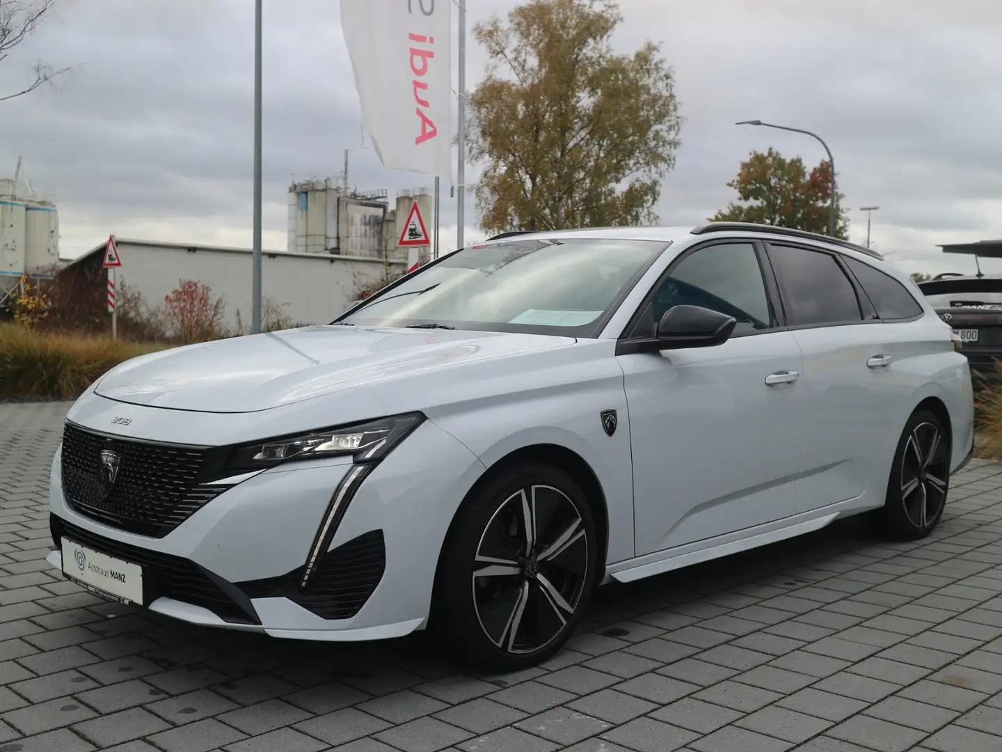 Peugeot 308 SW 1.5 GT KLIMA LED NAVI ALU Weiß - 2