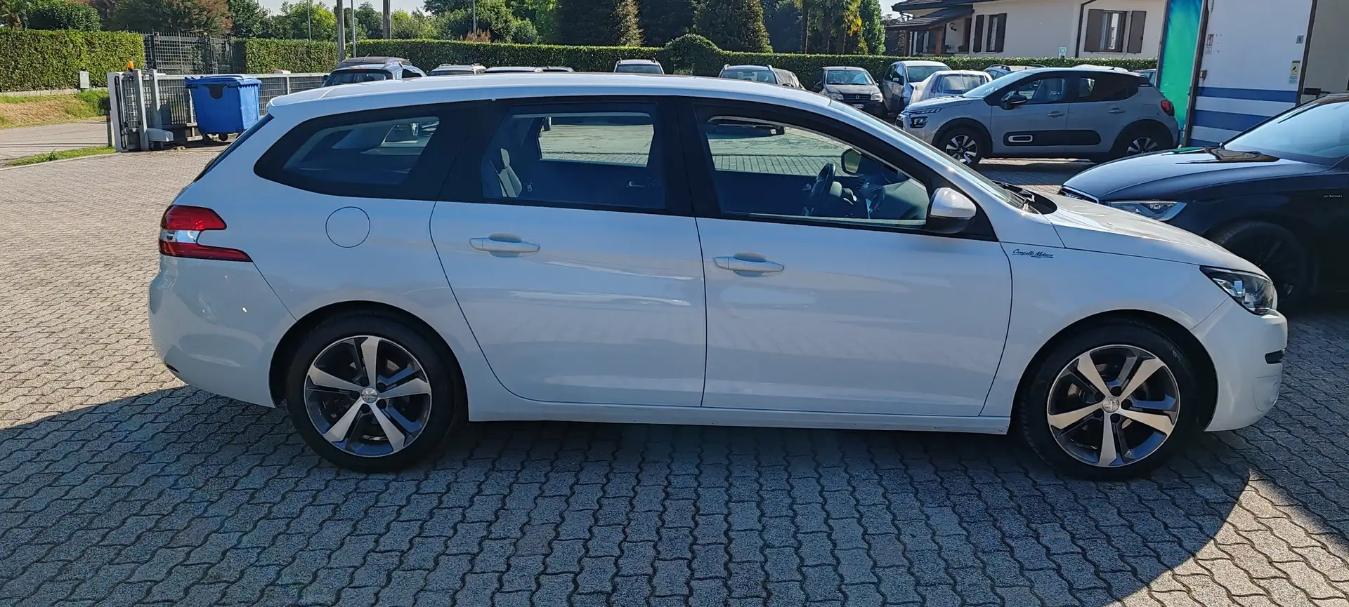 Peugeot 308 308 II 2013 SW SW 1.6 bluehdi Allure s Bianco - 1