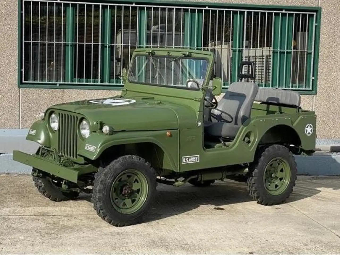 Jeep CJ-5 Yeşil - 1