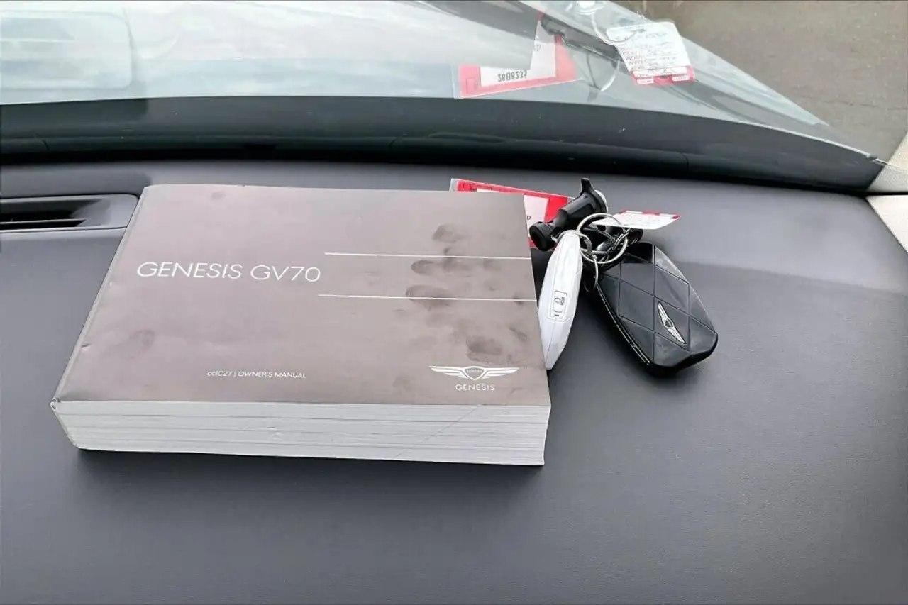 Genesis GV70 снимка Genesis GV70