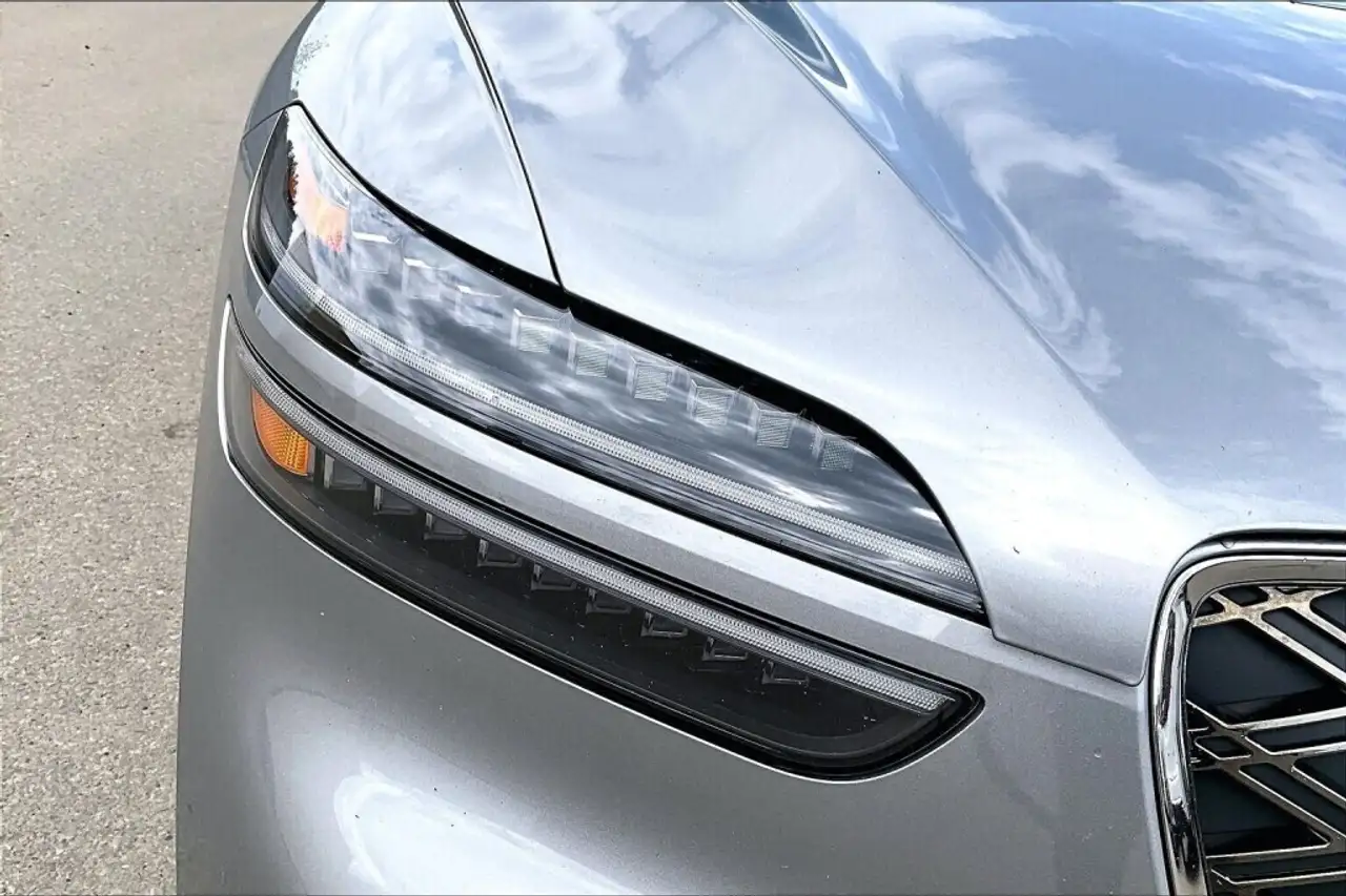 Genesis GV70 снимка Genesis GV70