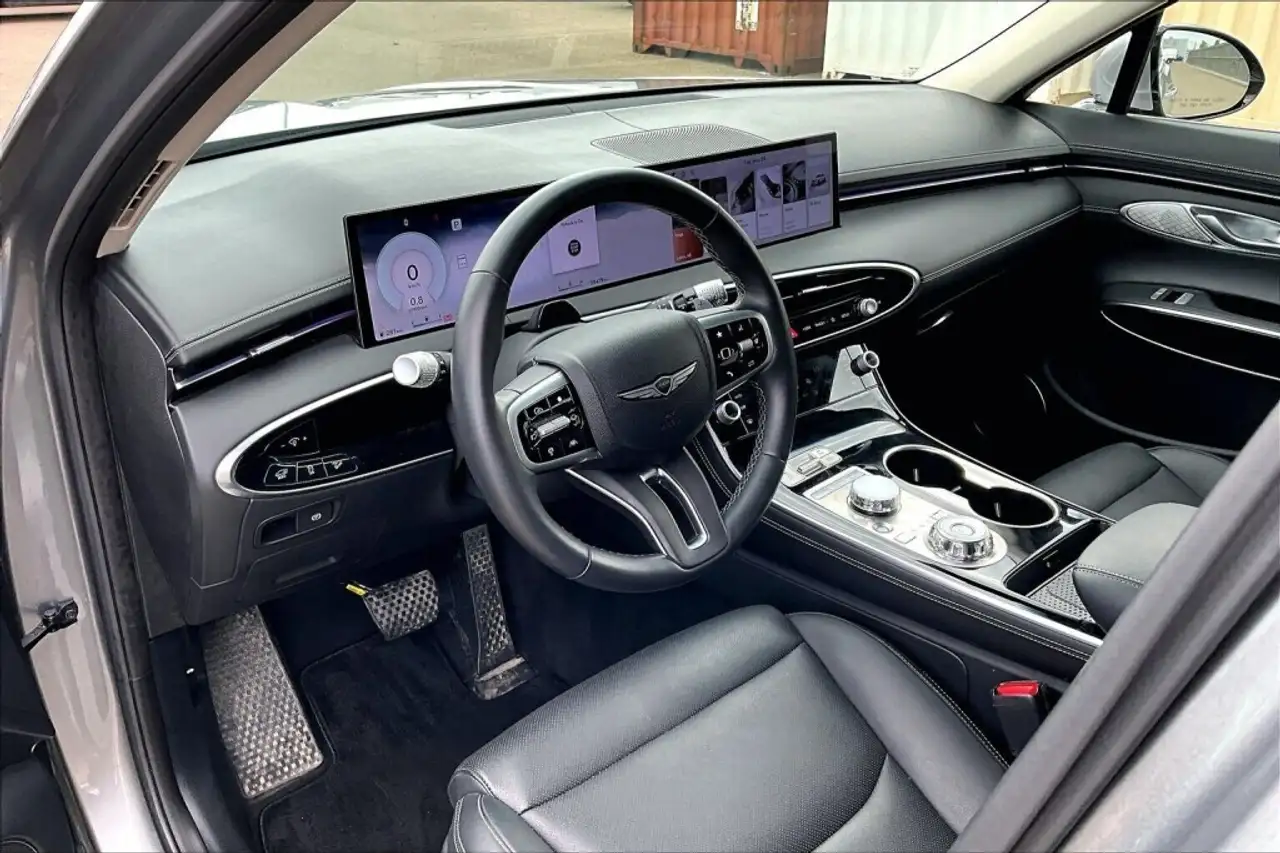 Genesis GV70 снимка Genesis GV70