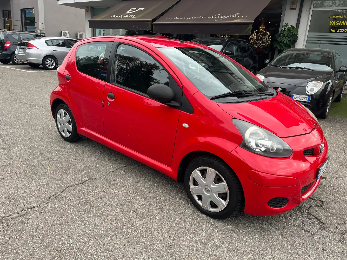 Toyota Aygo 1.0GPL/68CV/neopatentato/Euro4/unico proprietario Rosso - 2
