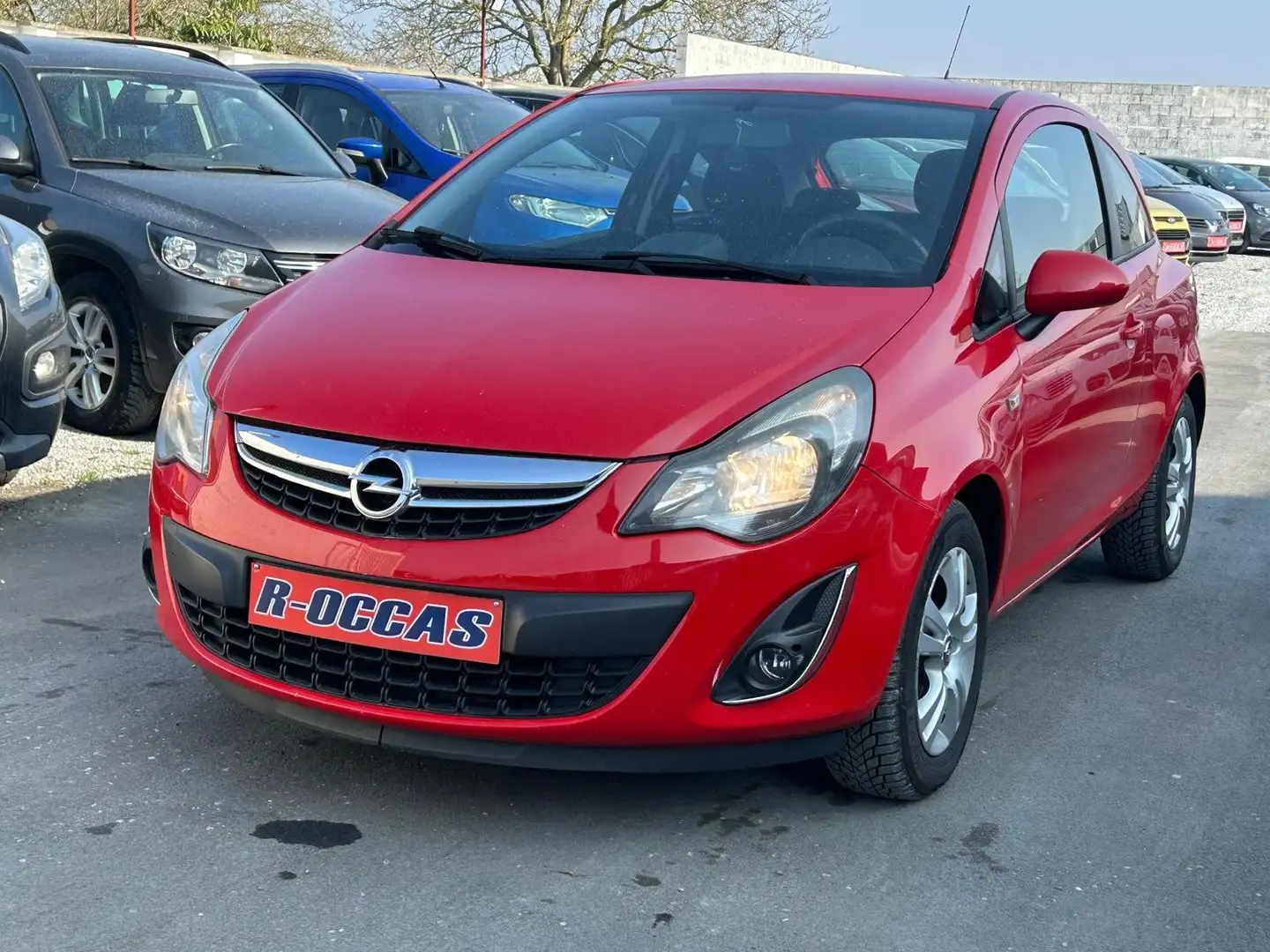 Opel Corsa 1.2i Enjoy Active CLIMATISATION Rouge - 1
