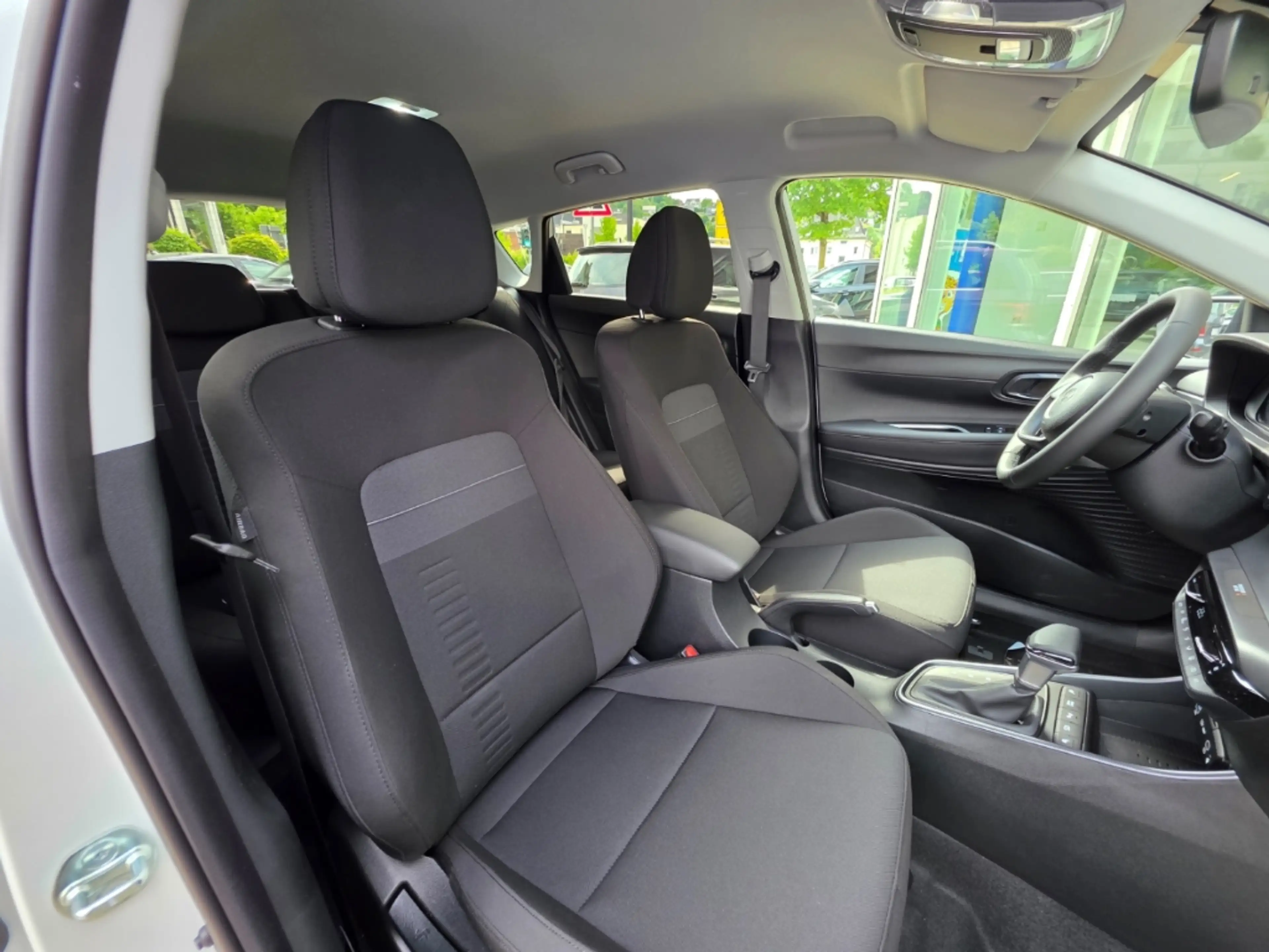 Hyundai BAYON 1.0 T-GDI 7-DCT Prime MY26 / Navi / BOSE / Voll-LE — photo 13