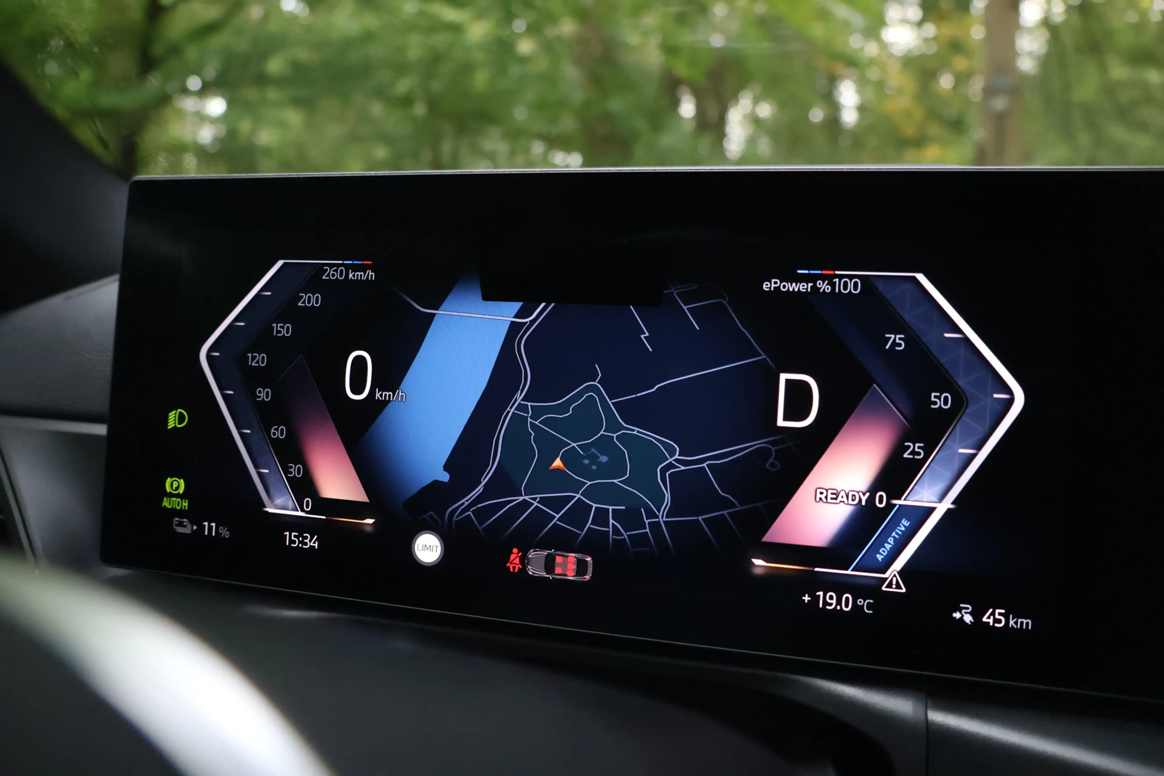BMW i4 M50 84 kWh Laserlight/HUD/Keyless/360° Camera/ACC/ — photo 13
