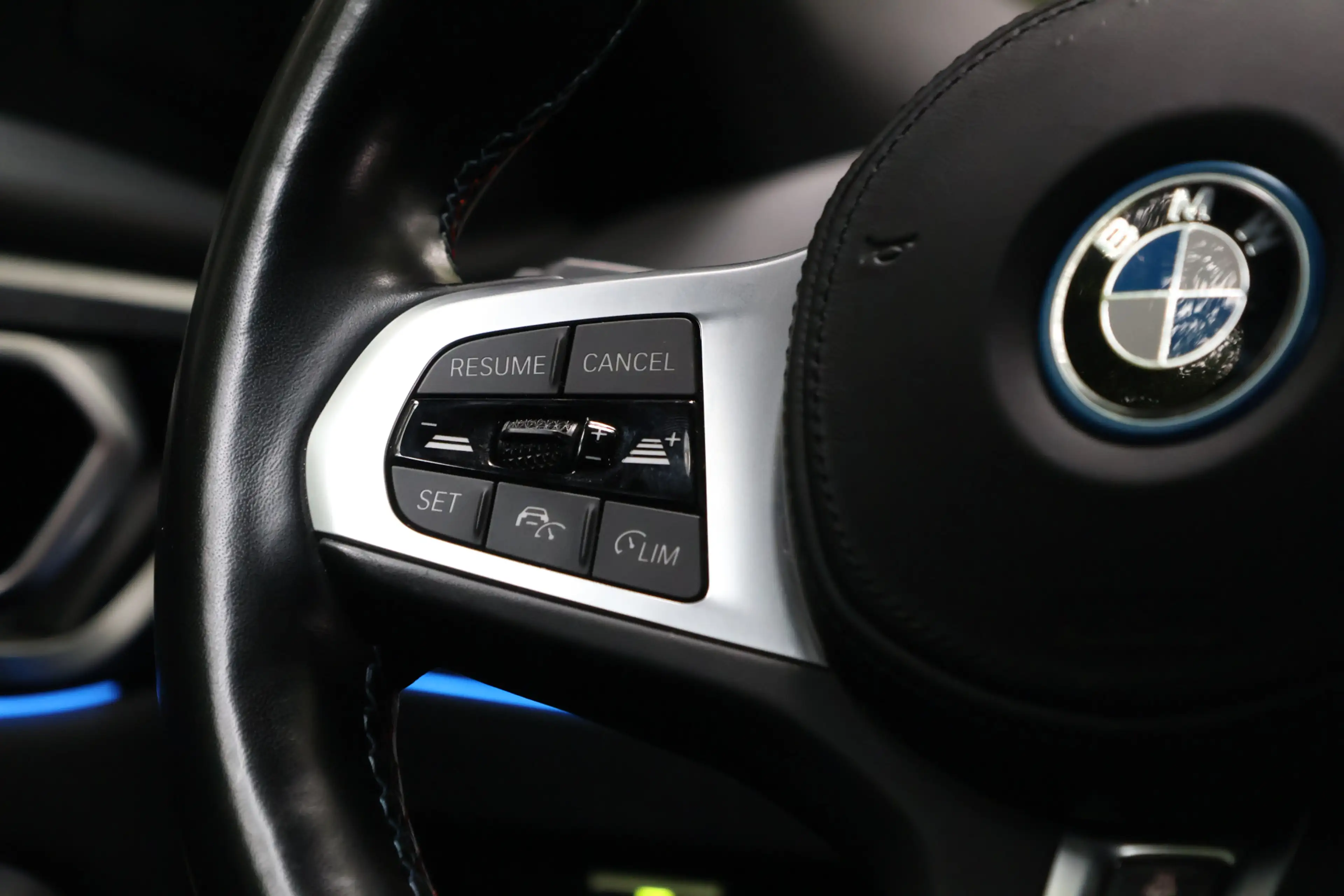 BMW i4 M50 84 kWh Laserlight/HUD/Keyless/360° Camera/ACC/ — photo 10