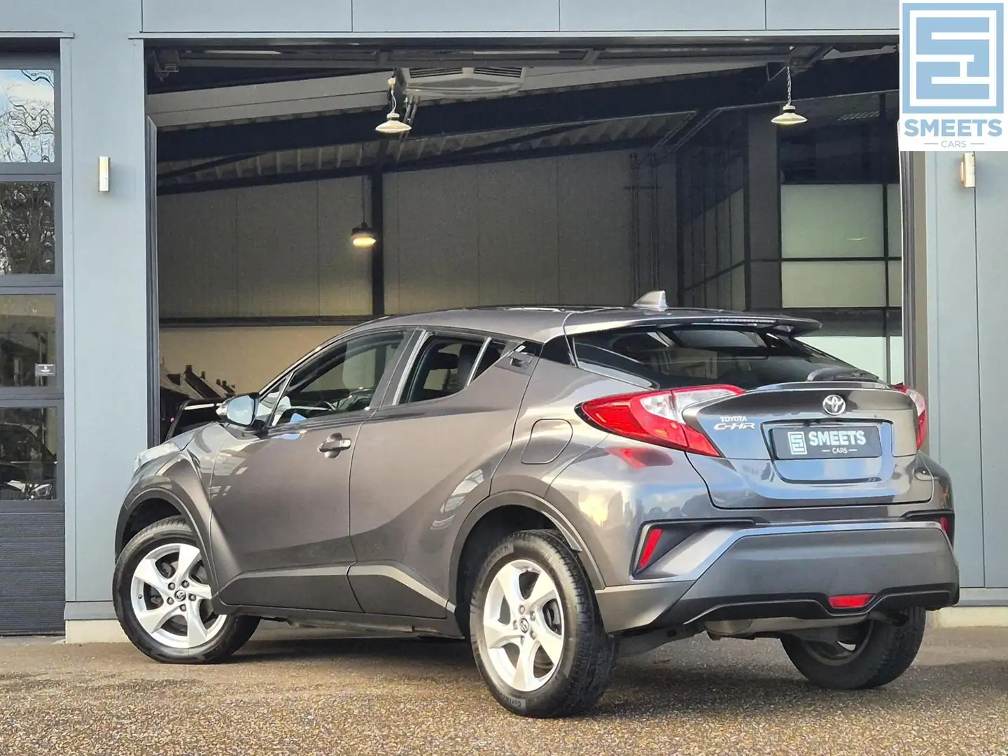 Toyota C-HR 1.2 Active |Navi|Cam.|Cruise Gris - 2