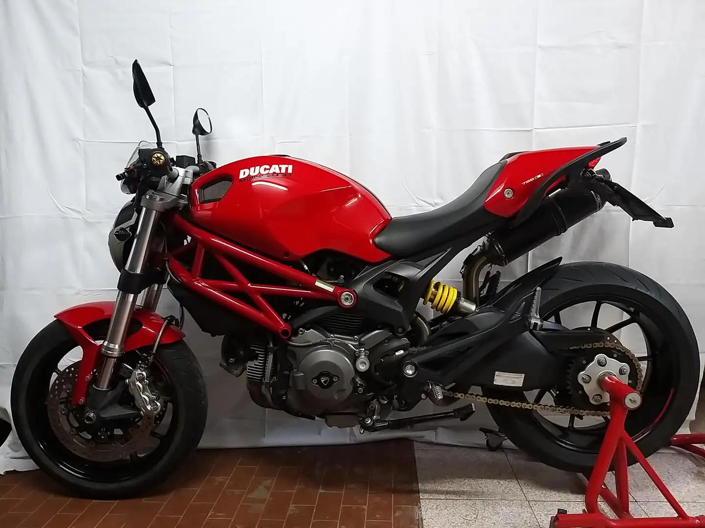 Ducati Monster 796 ABS Rosso - 2